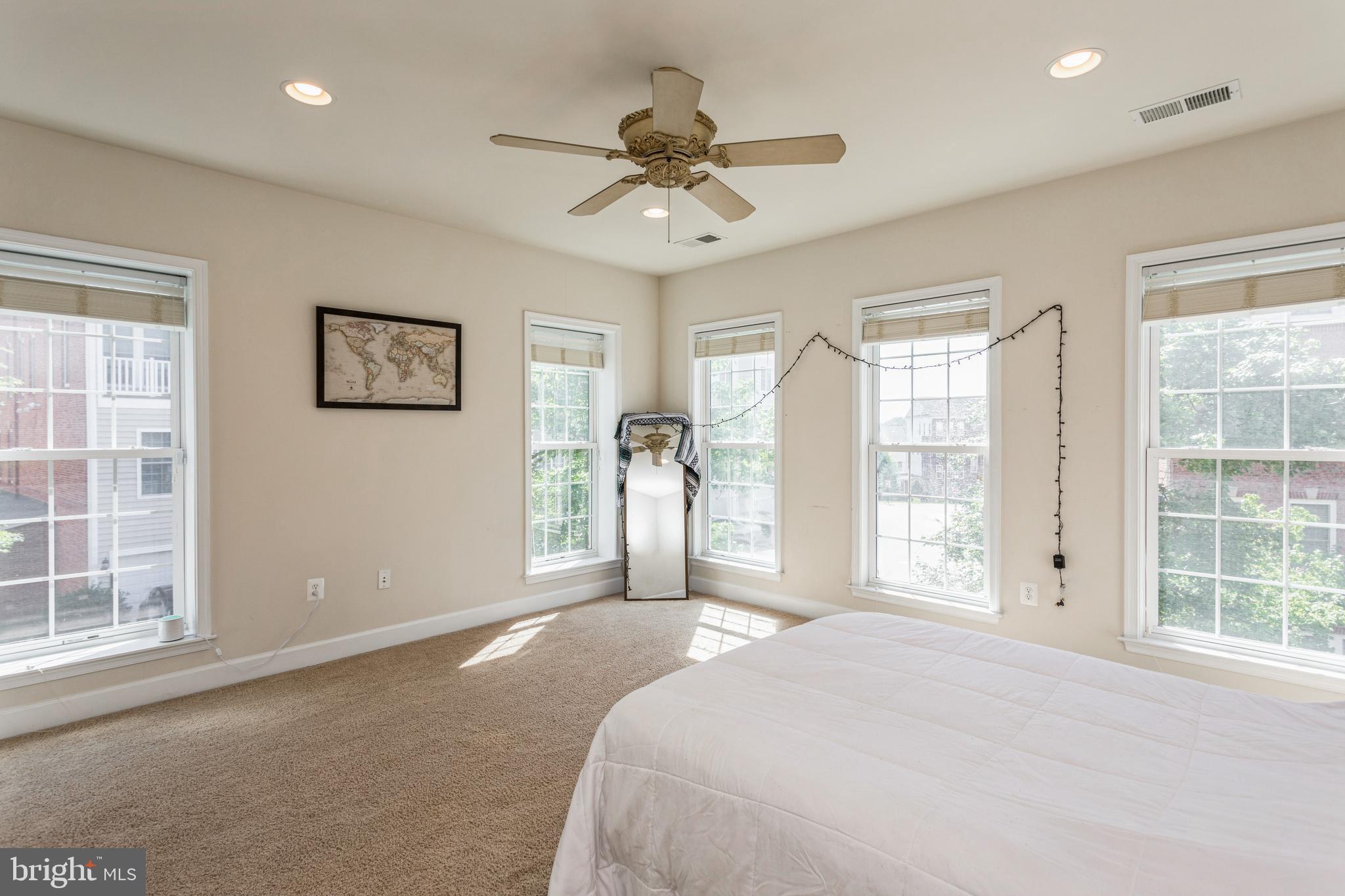 POTOMAC CLUB - Residential Lease