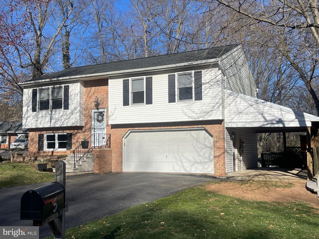 Photo of 5 Woodland Drive, STEVENS, PA 17578 (MLS # PALA2066524)