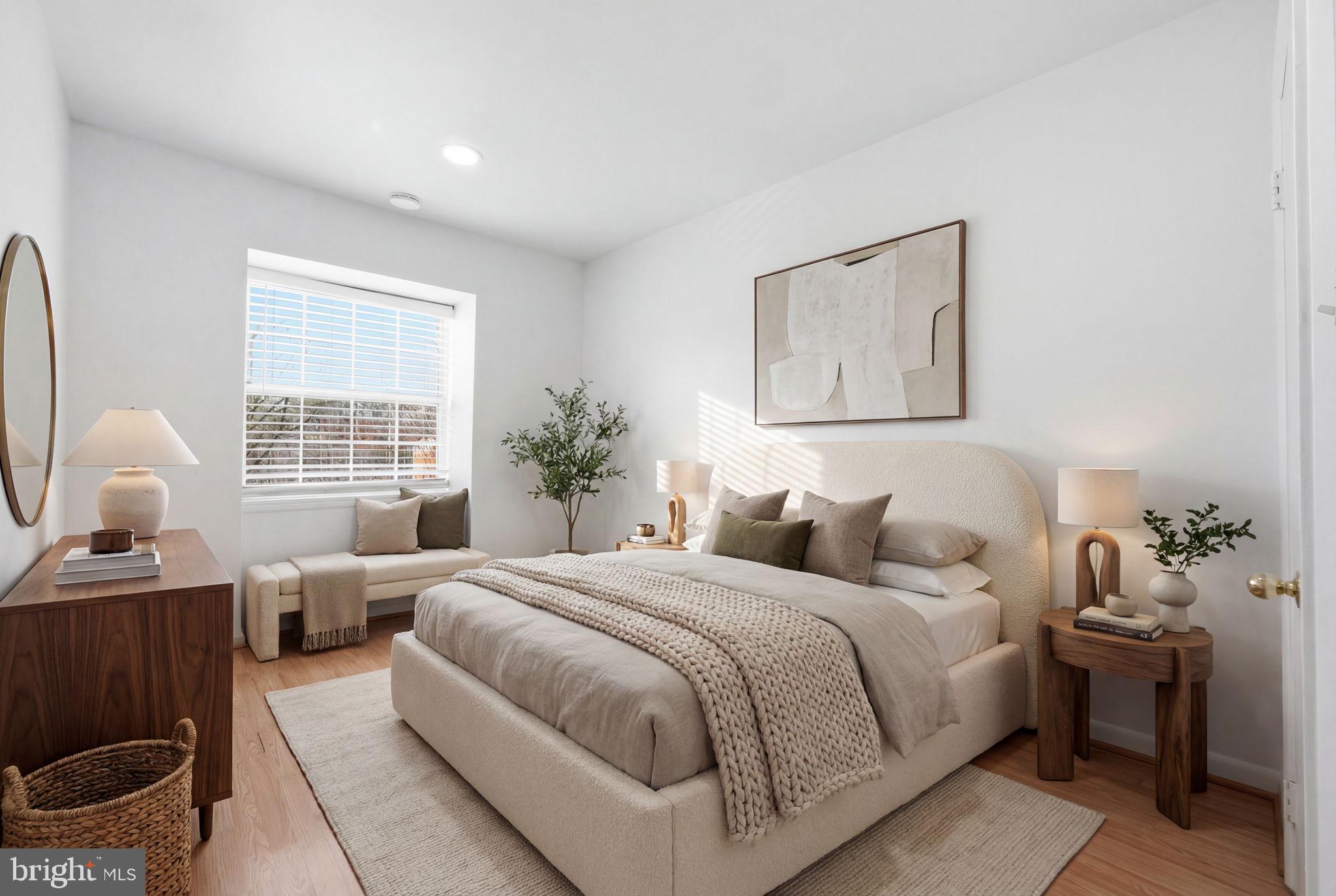 DALE CITY - Residential