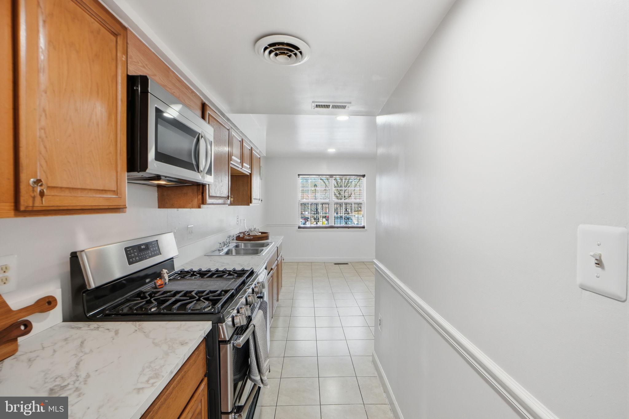 DALE CITY - Residential