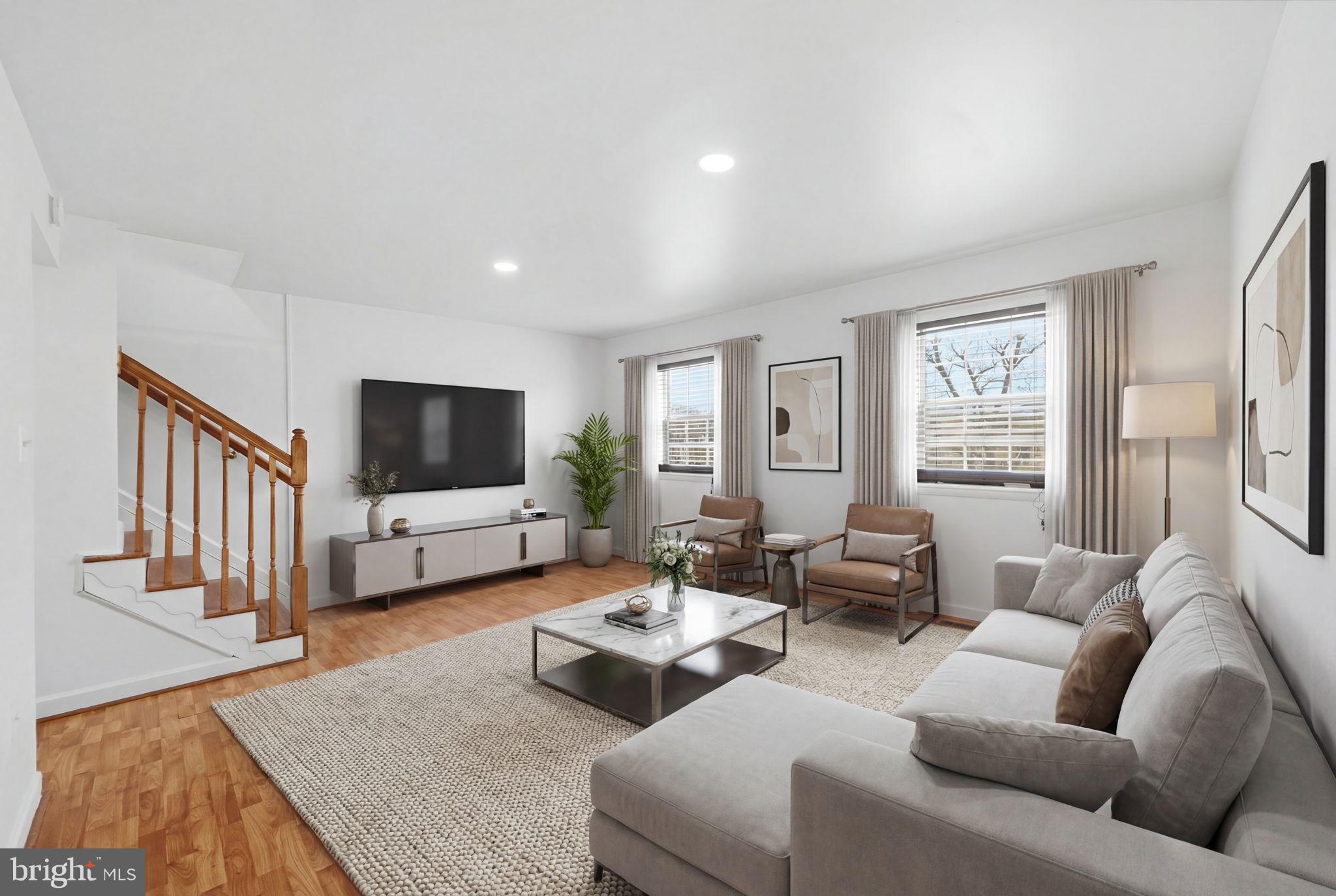 DALE CITY - Residential