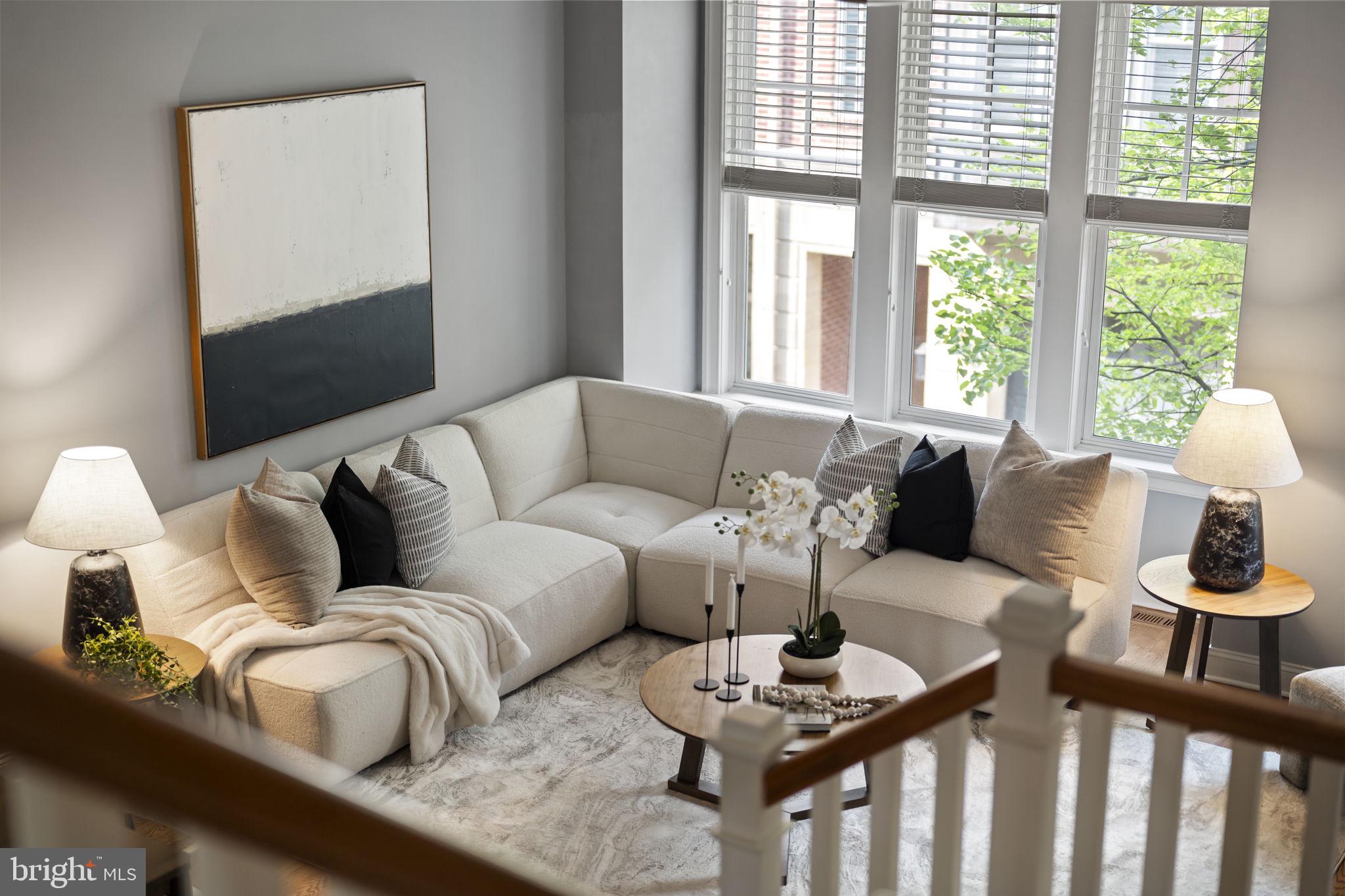 SOCIETY HILL - Residential