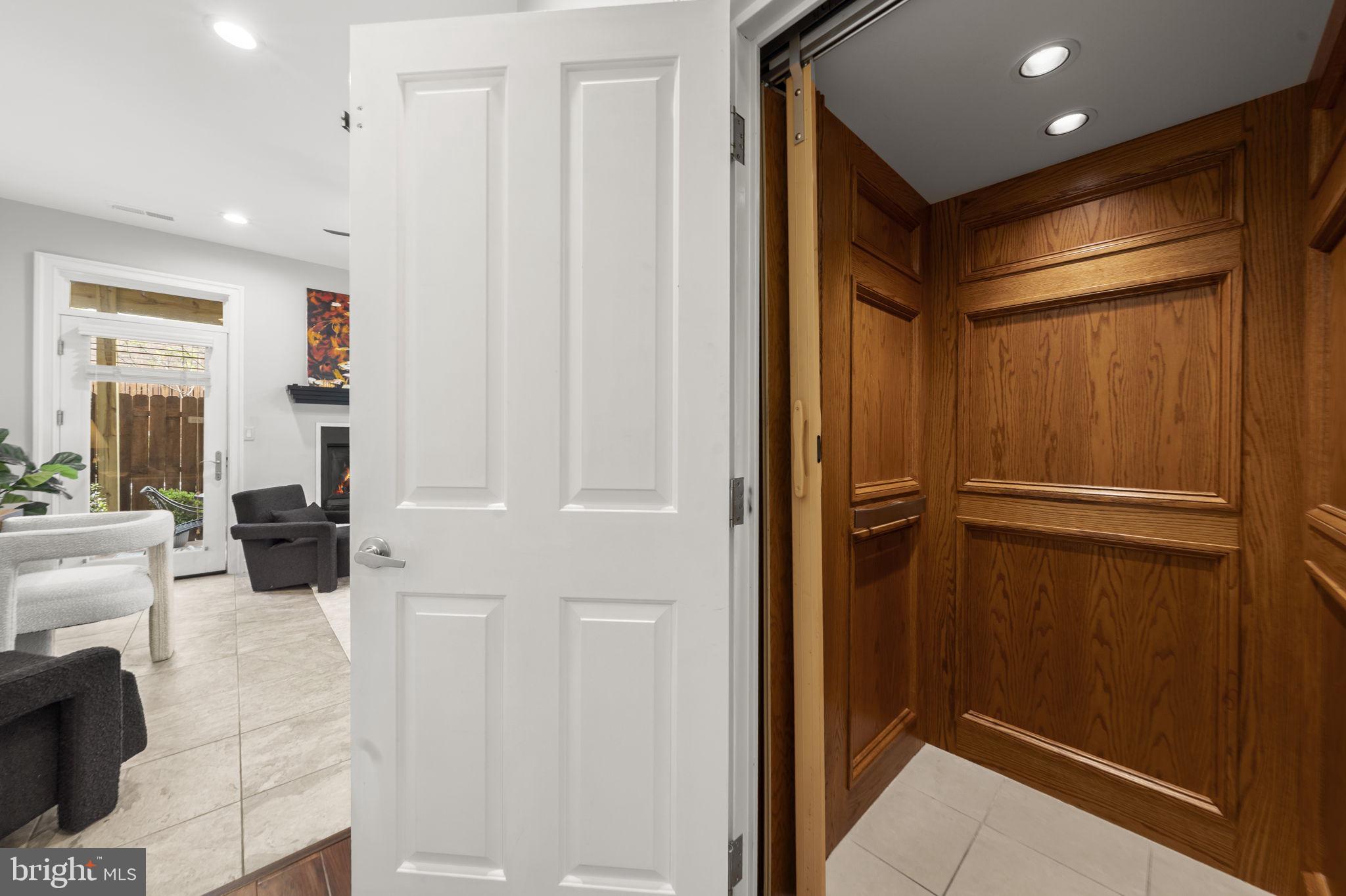 SOCIETY HILL - Residential