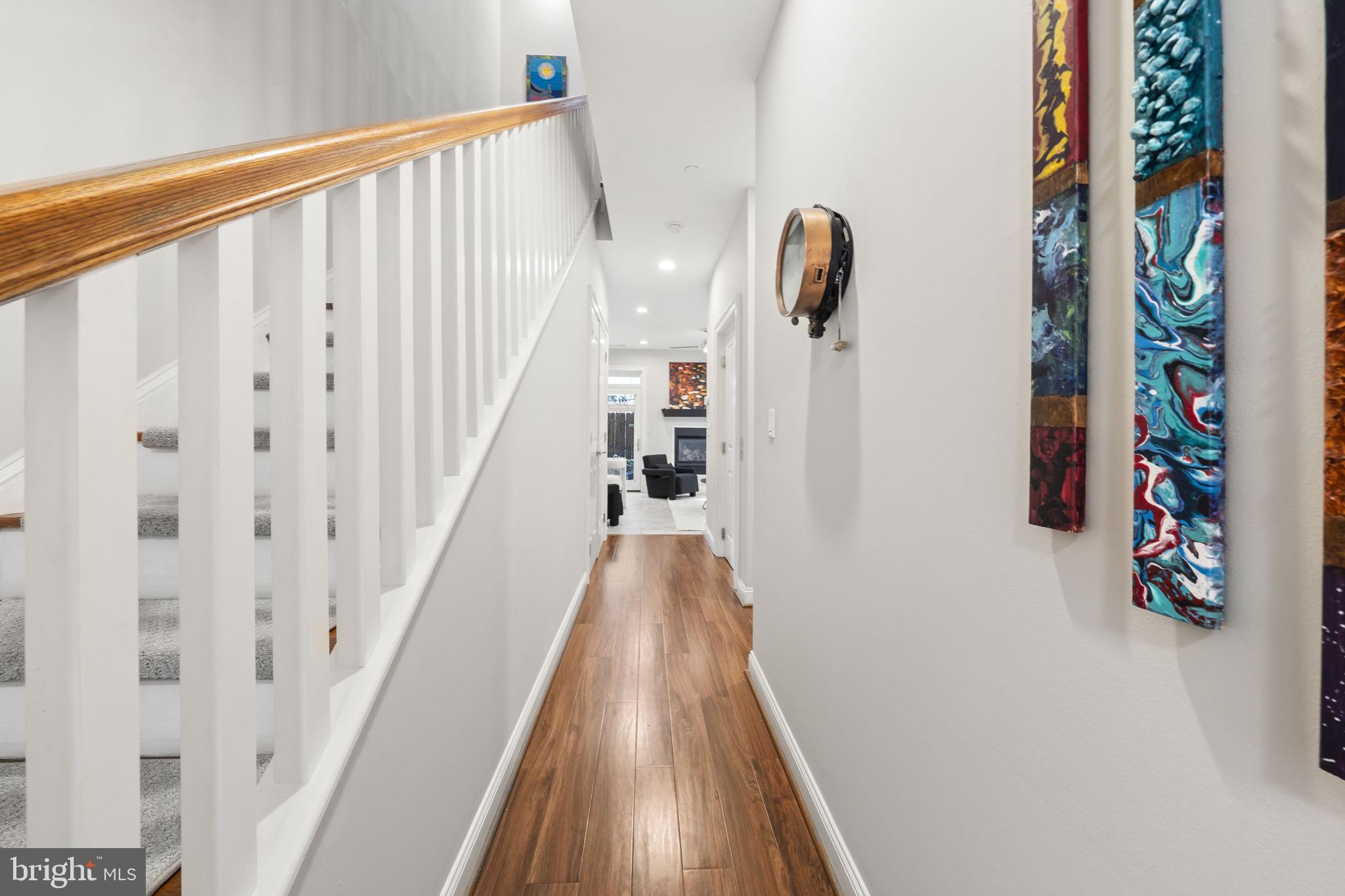 SOCIETY HILL - Residential