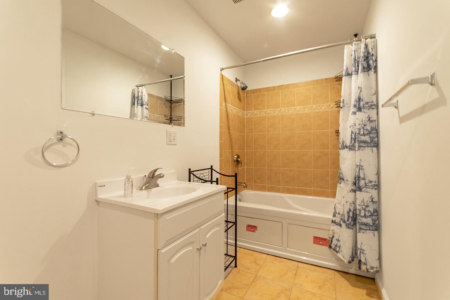 OLD CITY - Residential Lease