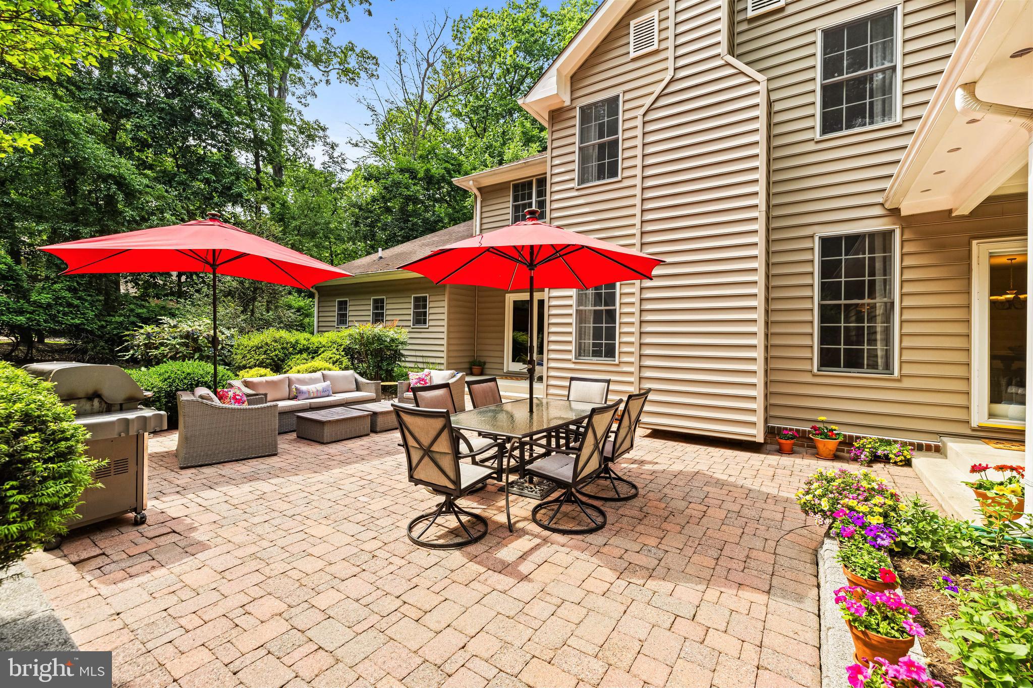 CHESTNUT WOODS - Residential