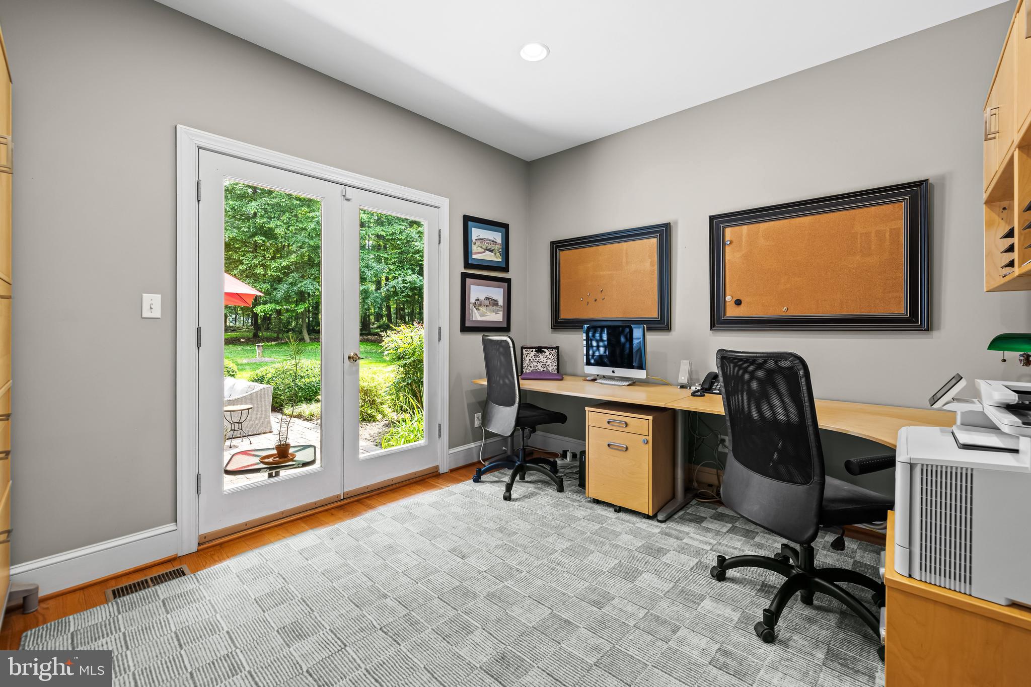 CHESTNUT WOODS - Residential