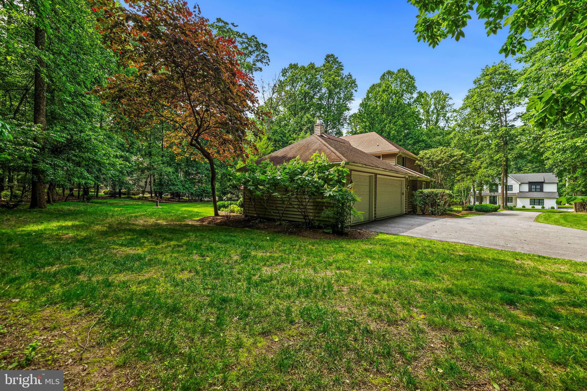 CHESTNUT WOODS - Residential