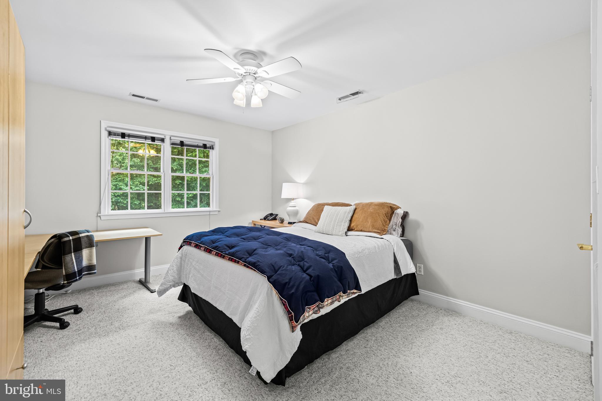 CHESTNUT WOODS - Residential