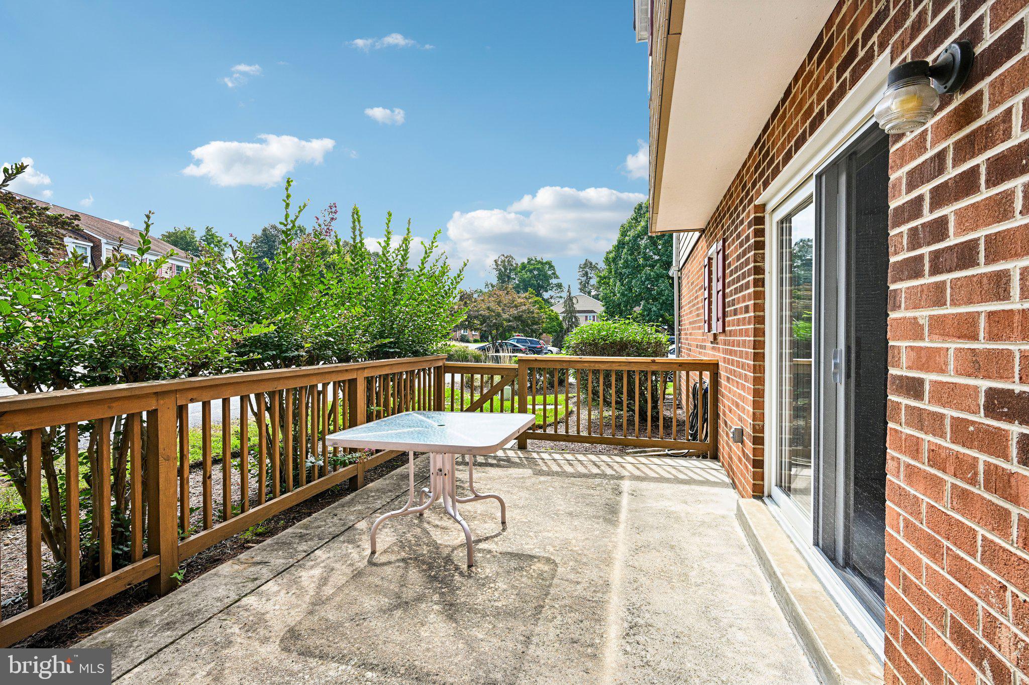1130 PUTNAM BOULEVARD 86