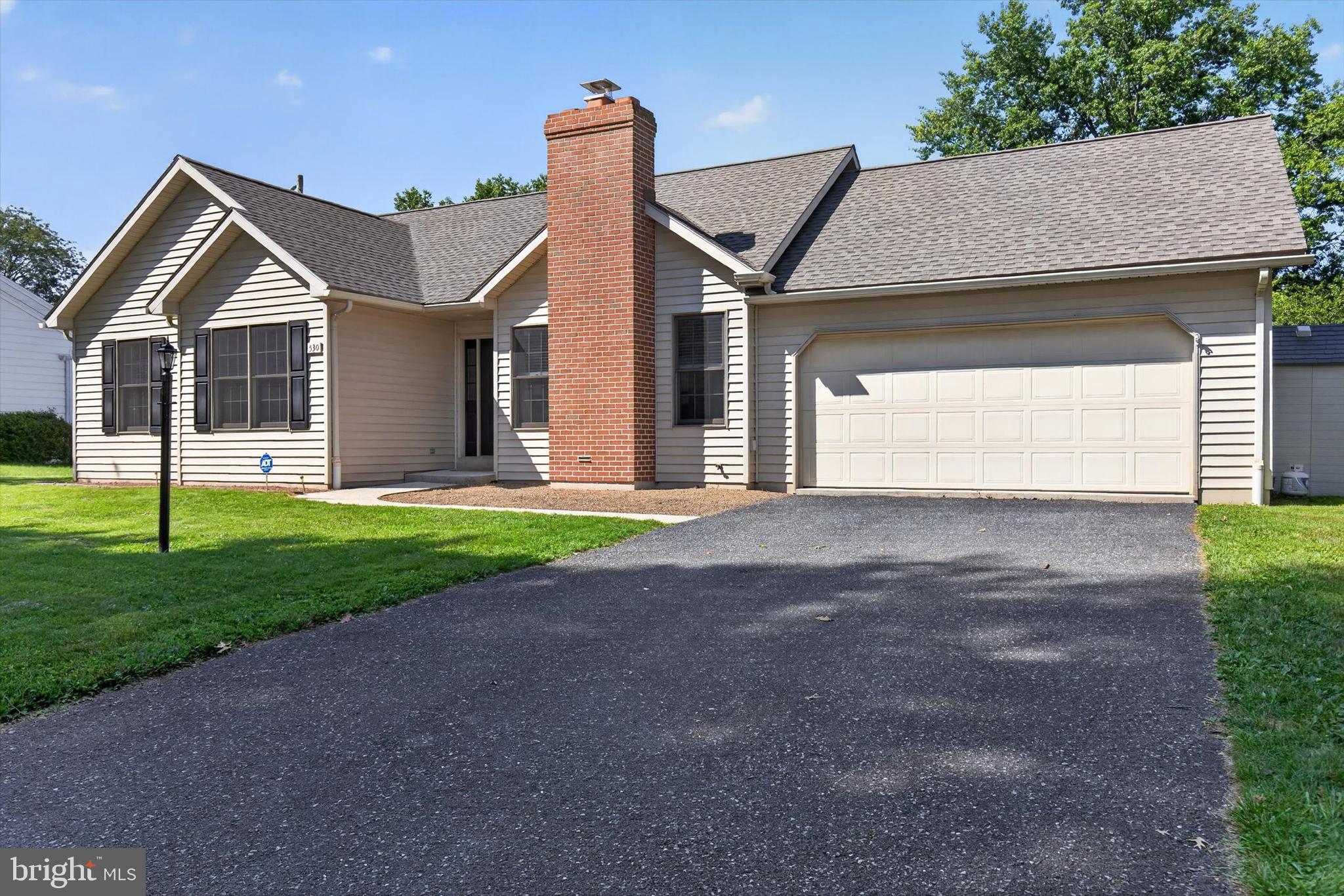 530 FAIRWAY DRIVE
