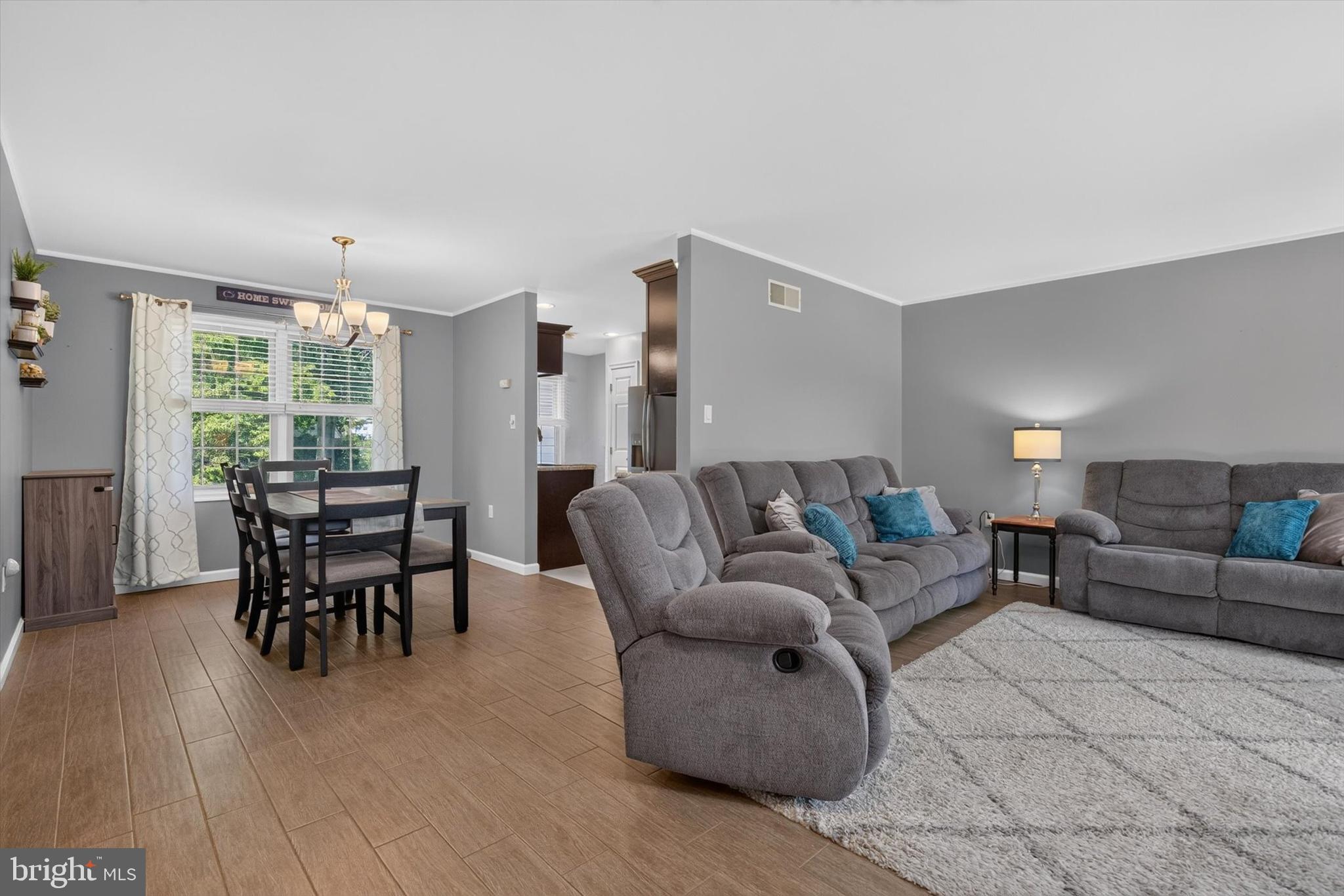 530 FAIRWAY DRIVE