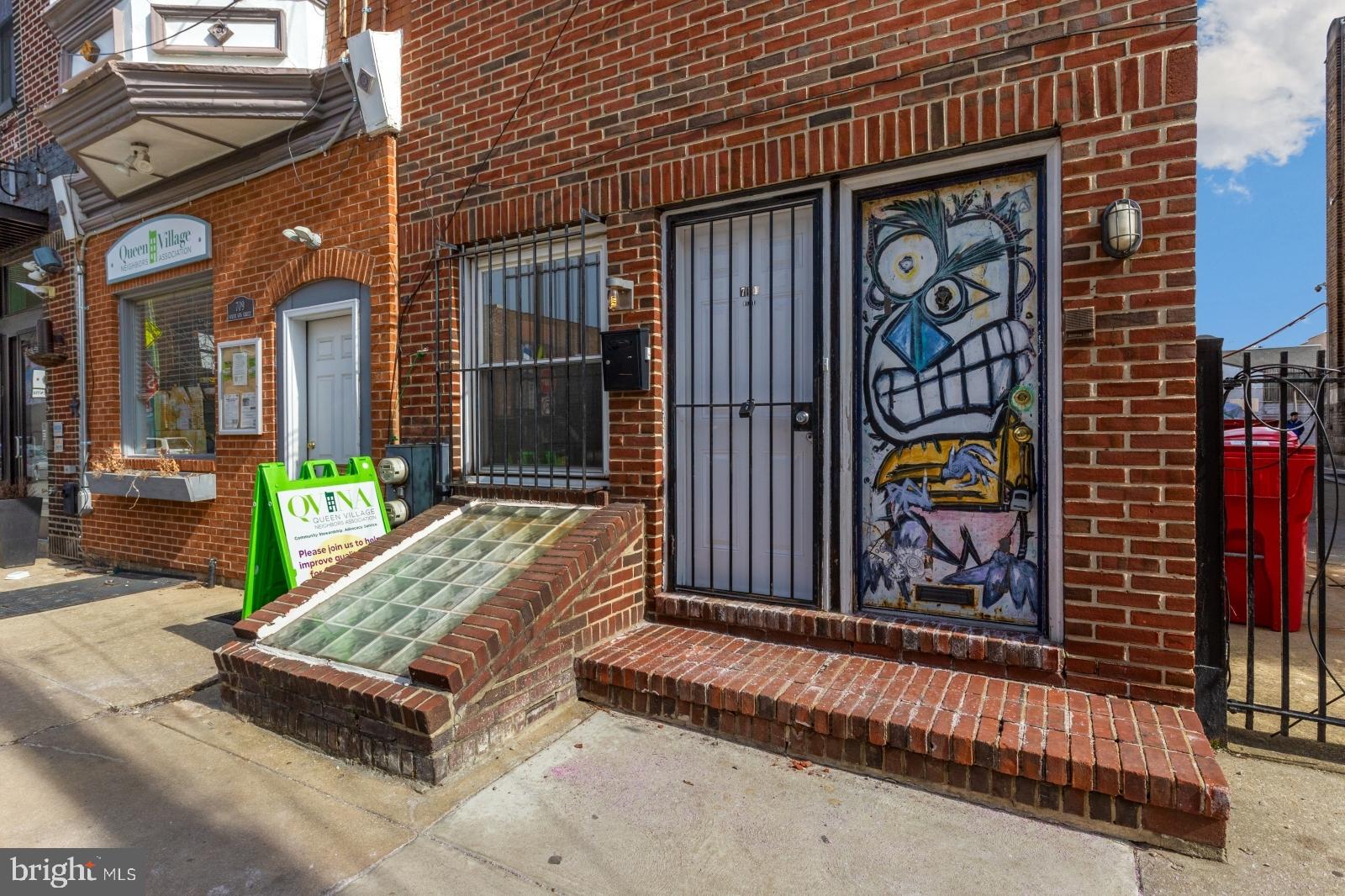 QUEEN VILLAGE - Residential Lease