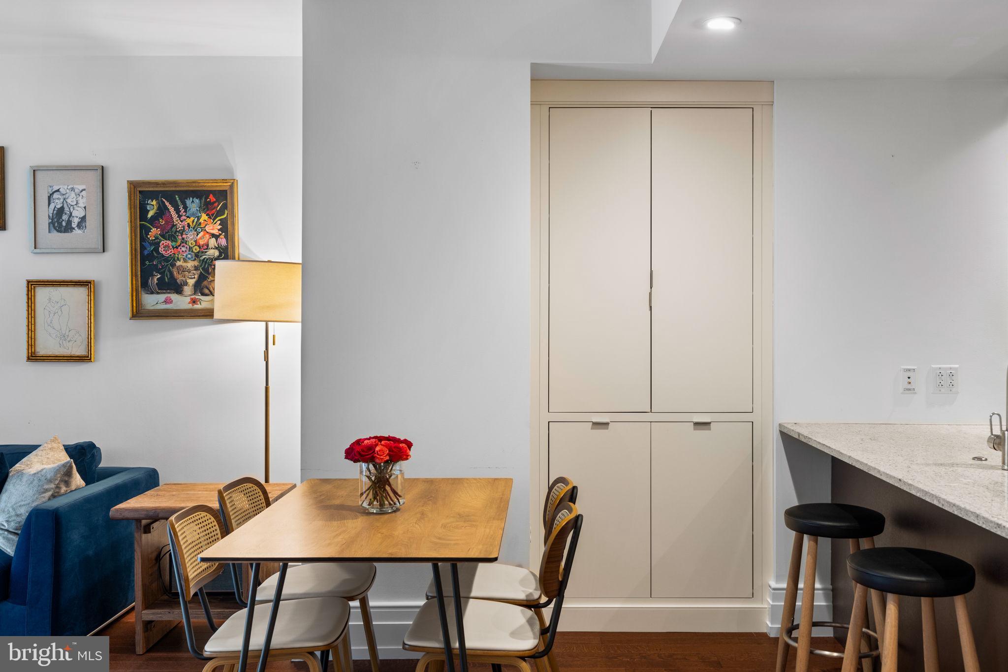 RITTENHOUSE SQUARE - Residential