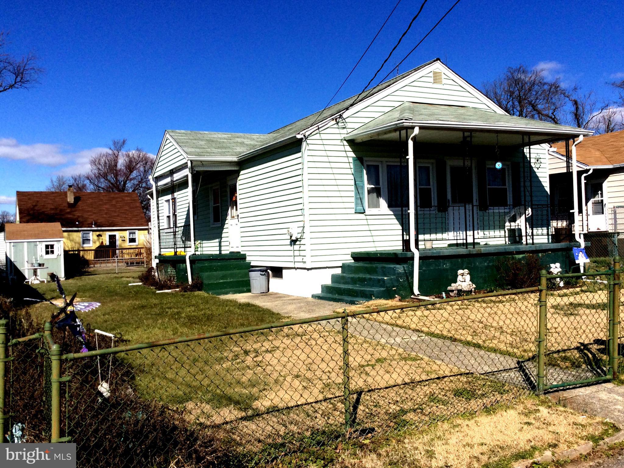 ARUNDEL GARDENS - Residential