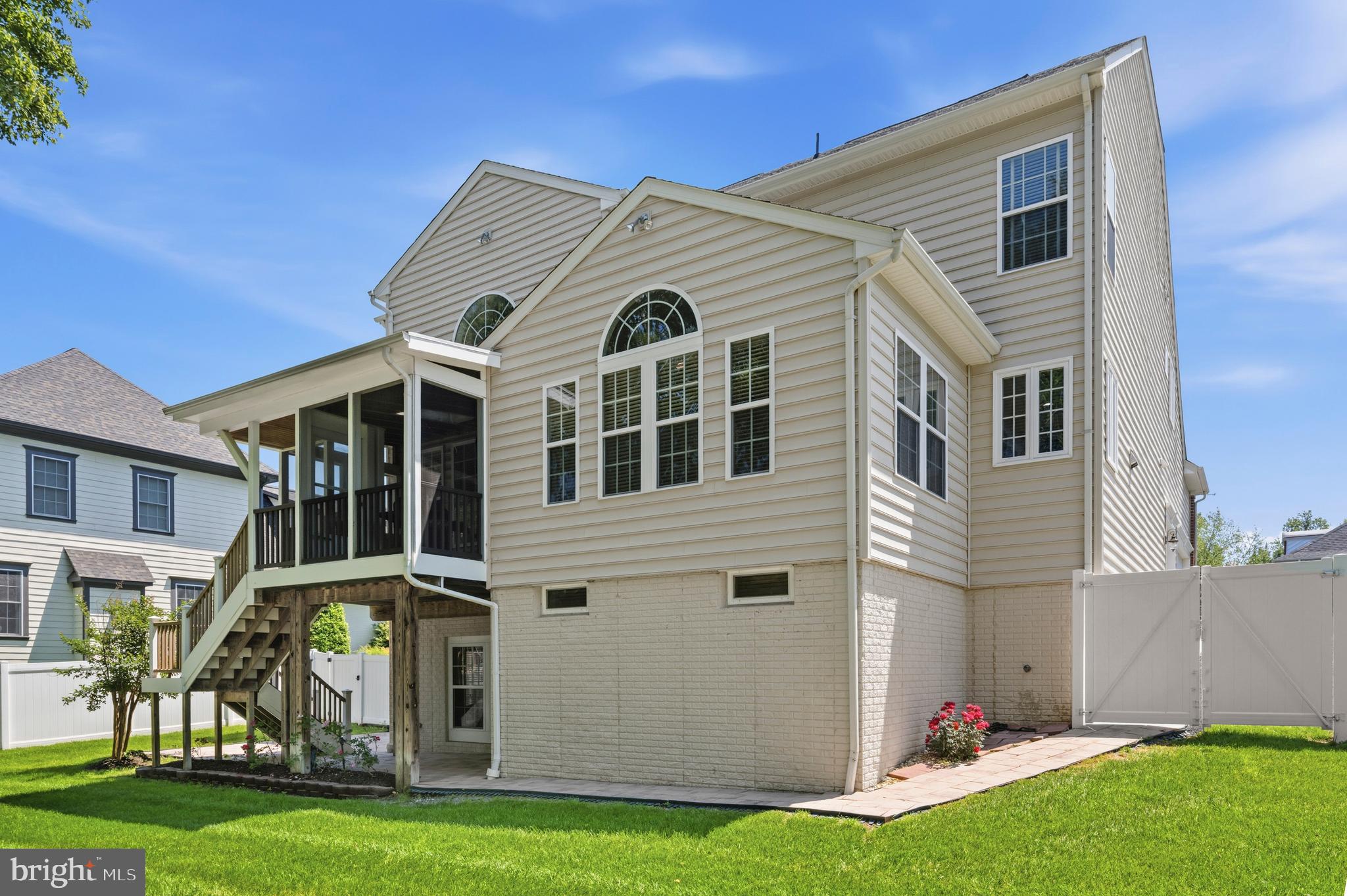 FERRY LANDING - Residential