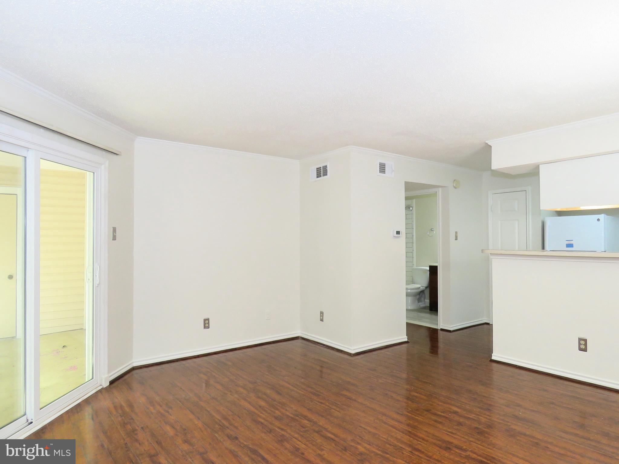 FOUNTAINS AT MCLEAN - Residential