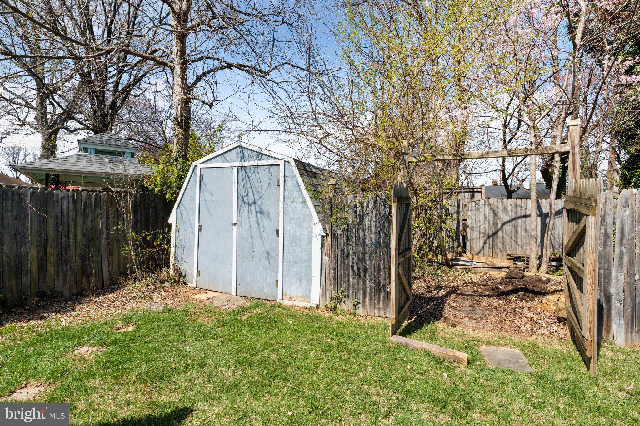 SPRINGFIELD - Residential