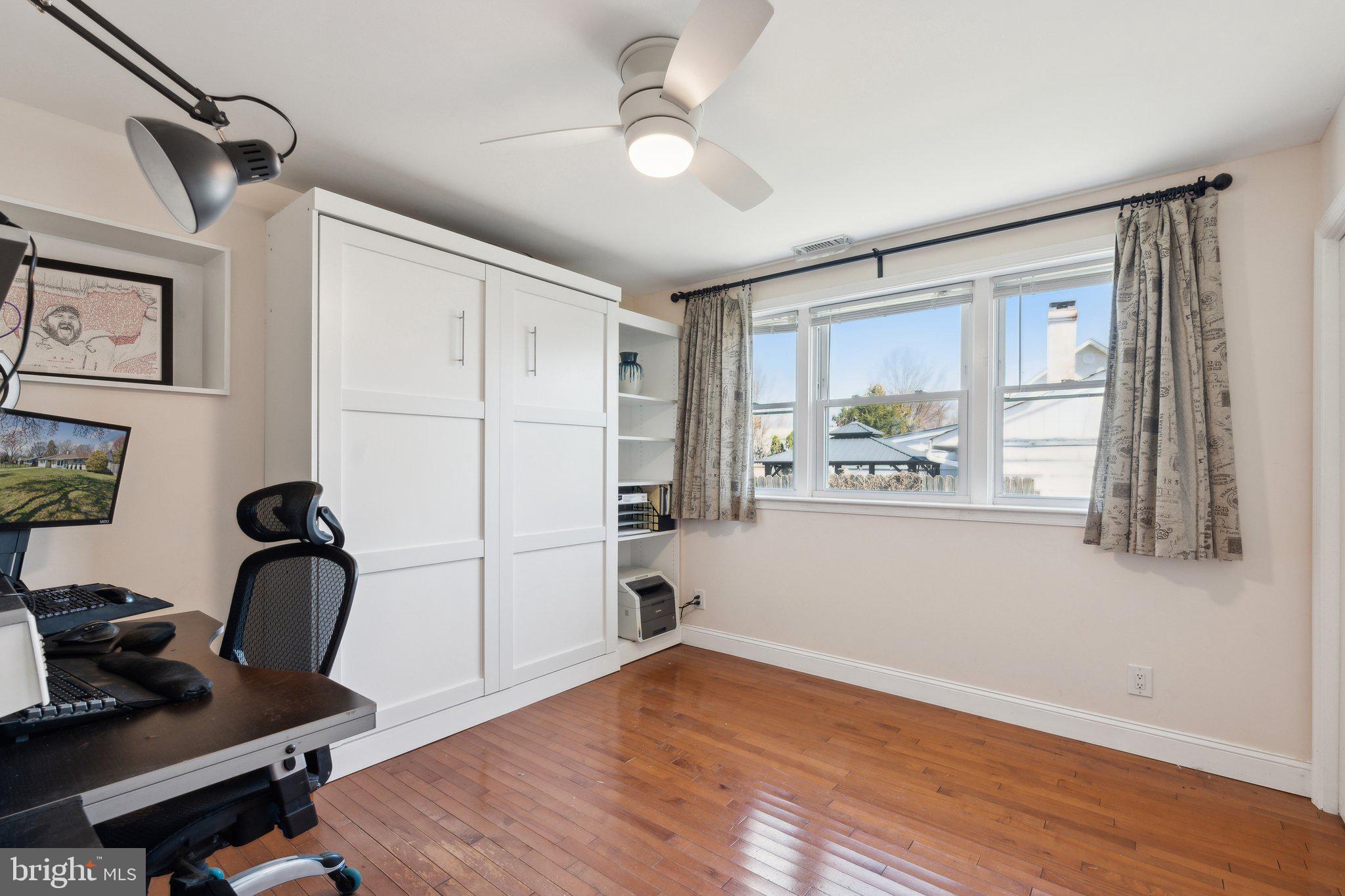 SPRINGFIELD - Residential