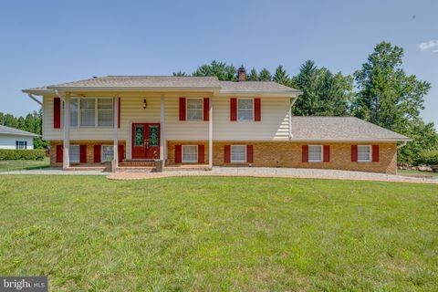 Homes For Sale - 2507 Claret Drive<br/> FALLSTON, MD 21047