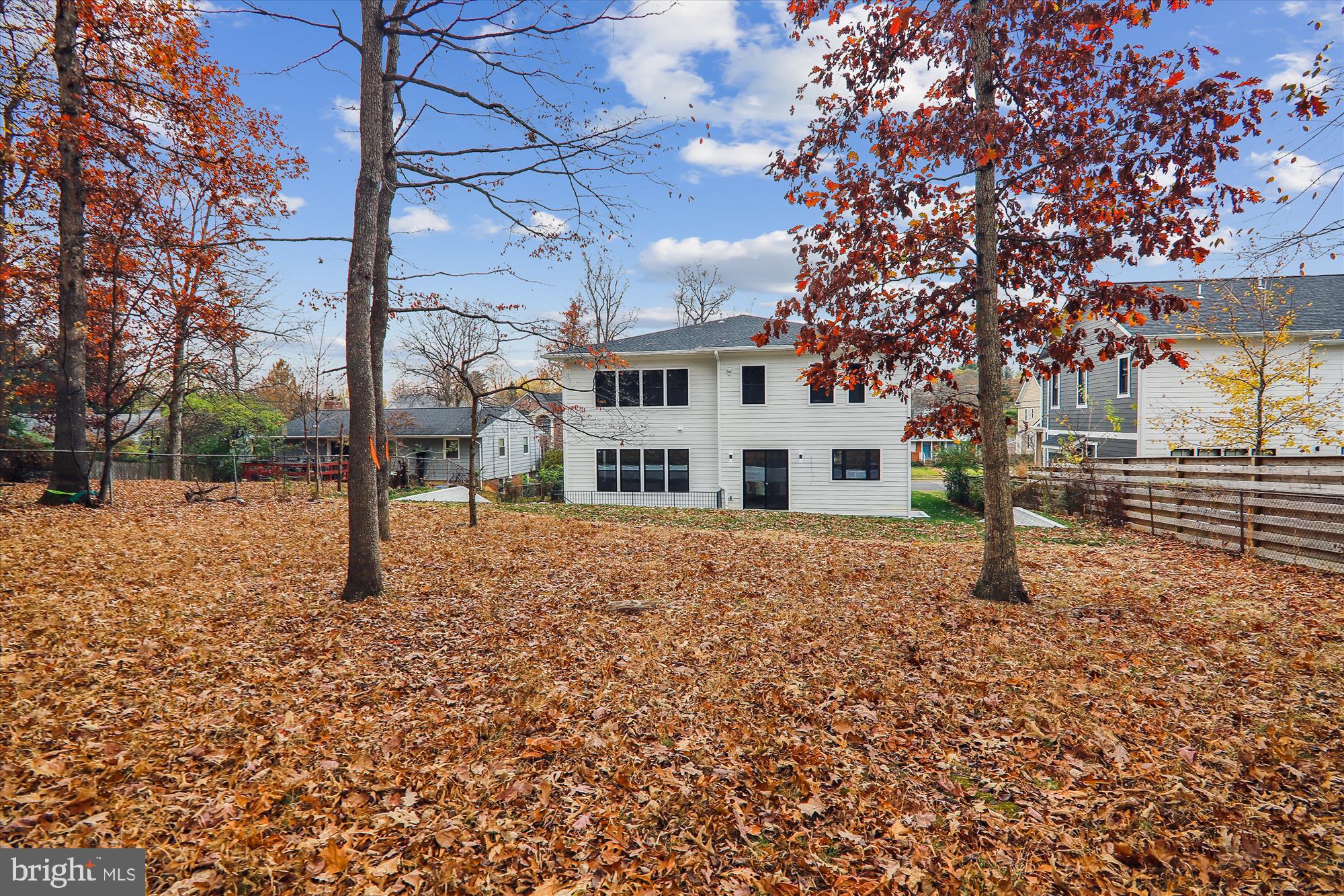 VIENNA WOODS - Residential