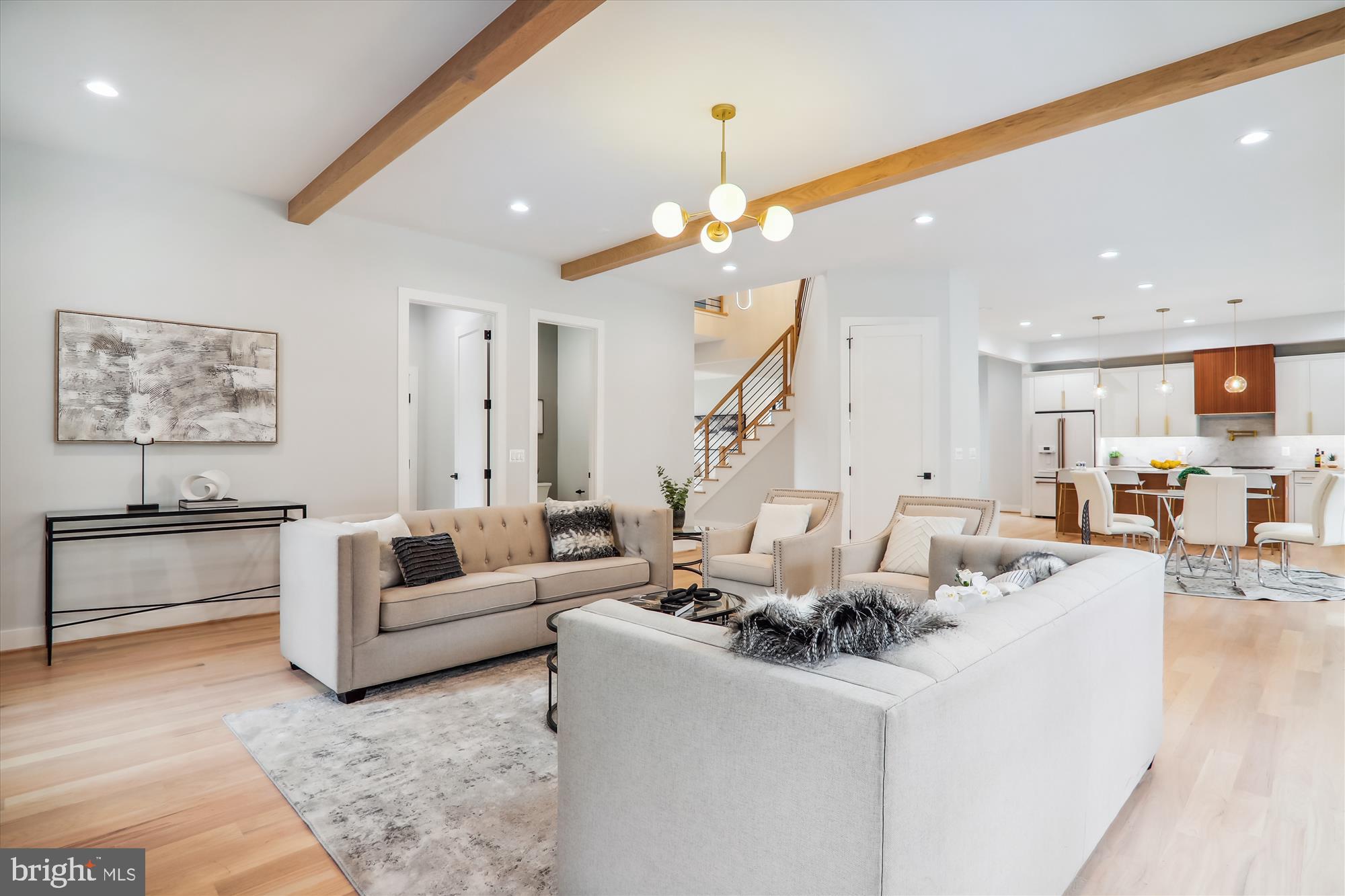 VIENNA WOODS - Residential