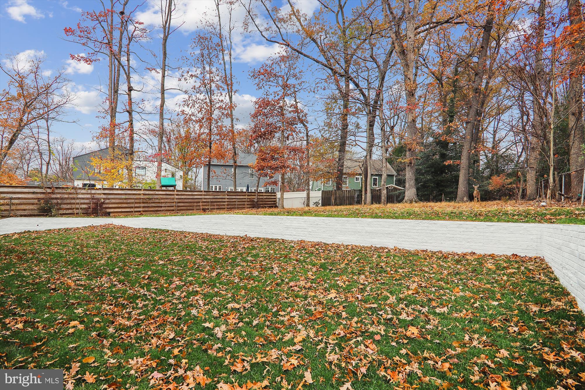 VIENNA WOODS - Residential