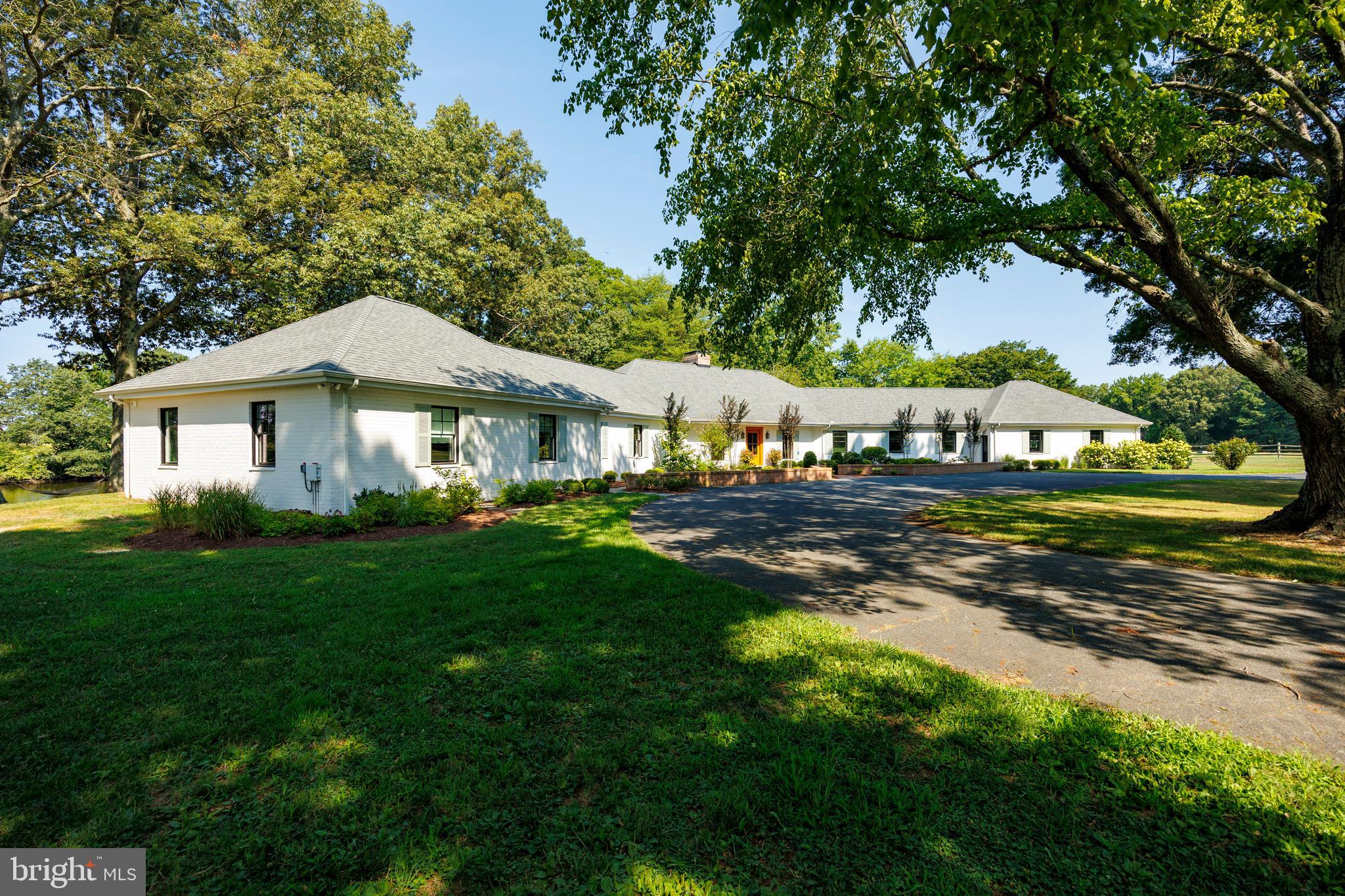 27047 PRESQUILE ROAD