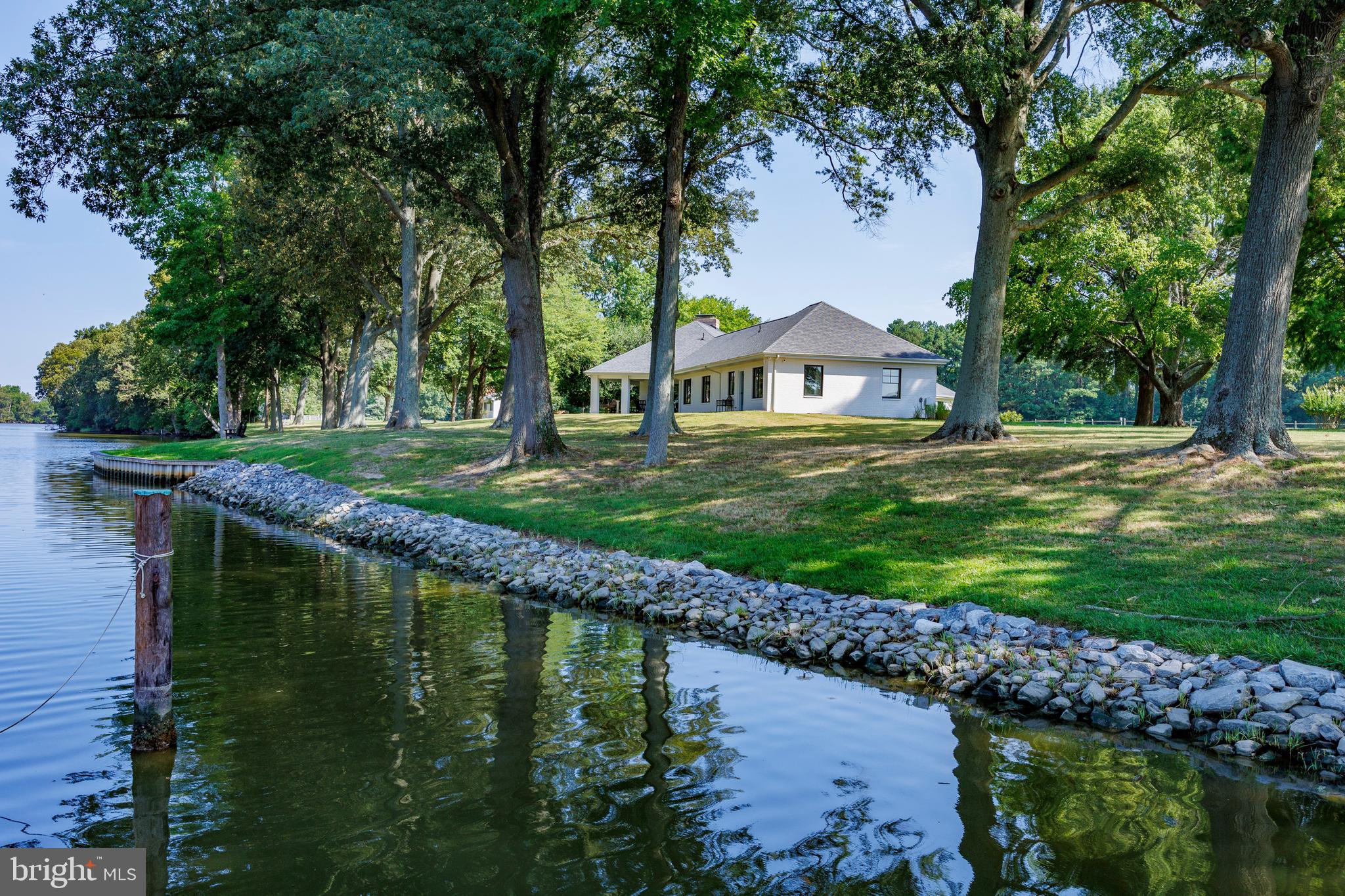 27047 PRESQUILE ROAD