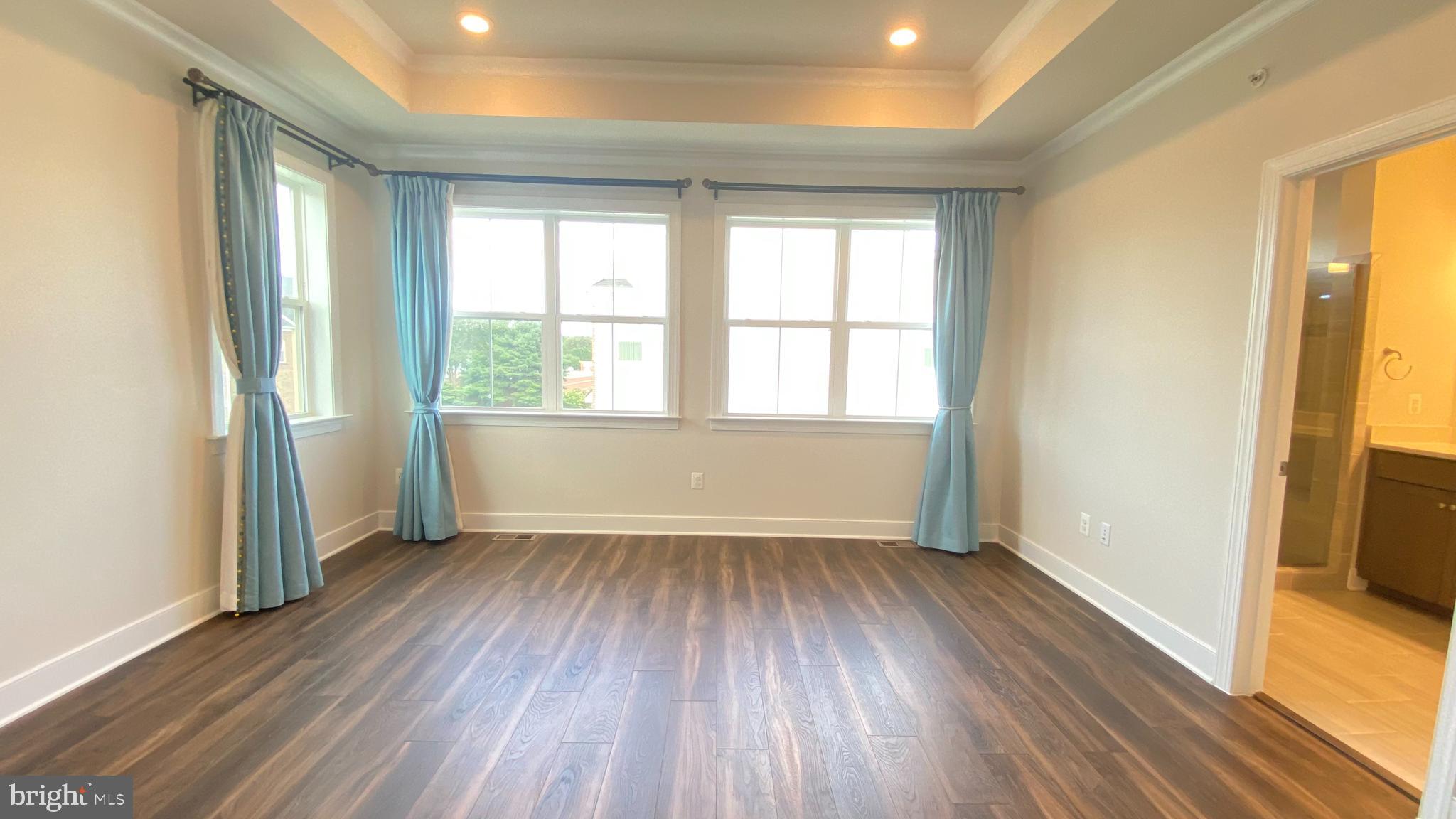 QUINCE ORCHARD - Residential