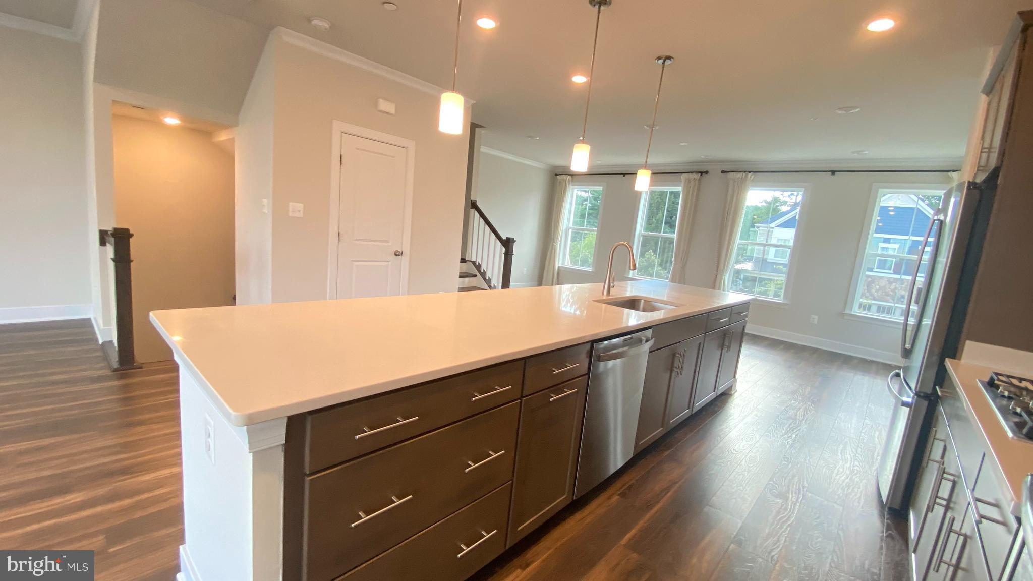 QUINCE ORCHARD - Residential