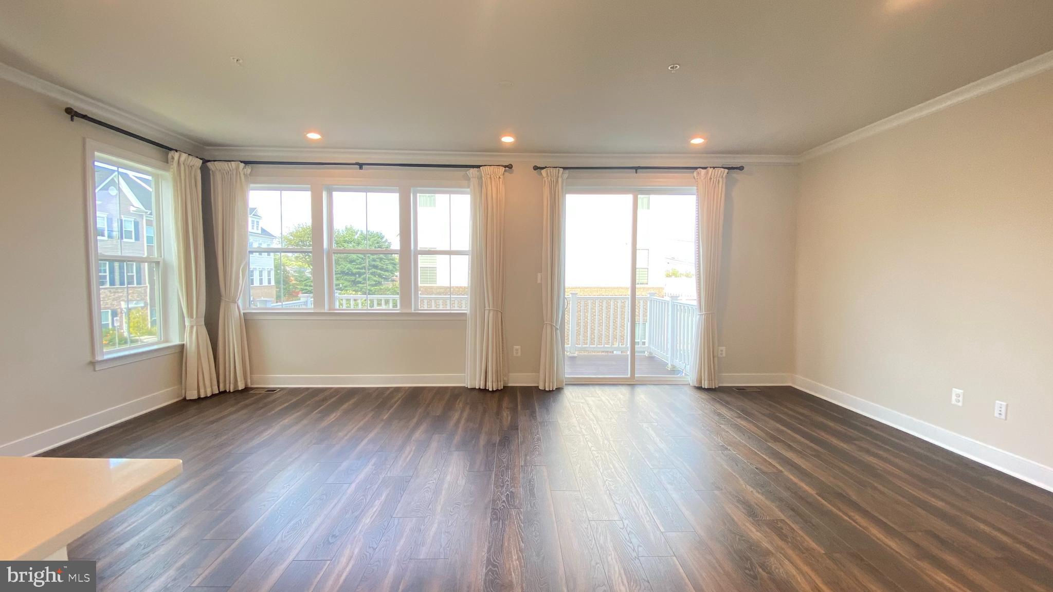 QUINCE ORCHARD - Residential