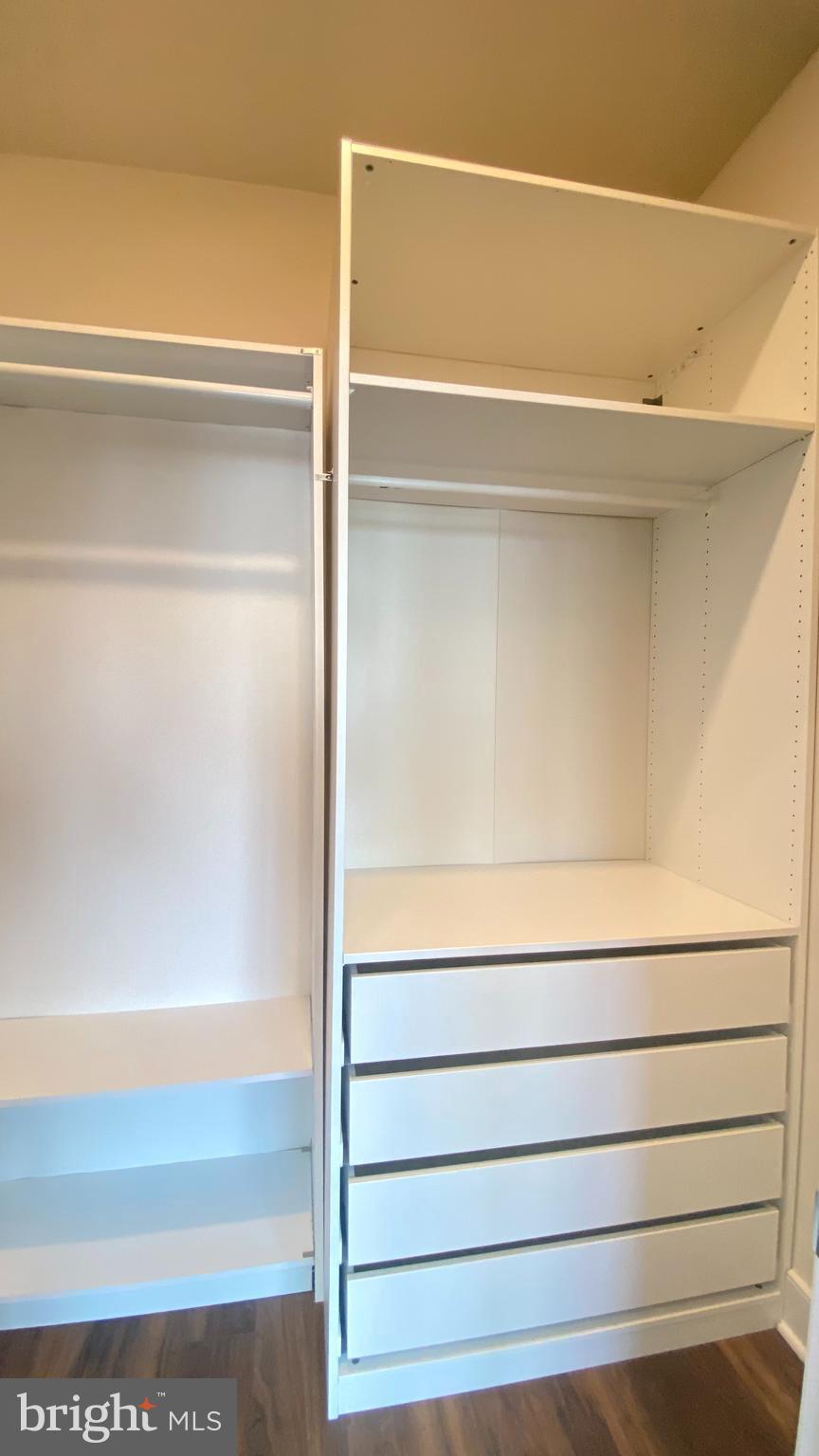 QUINCE ORCHARD - Residential