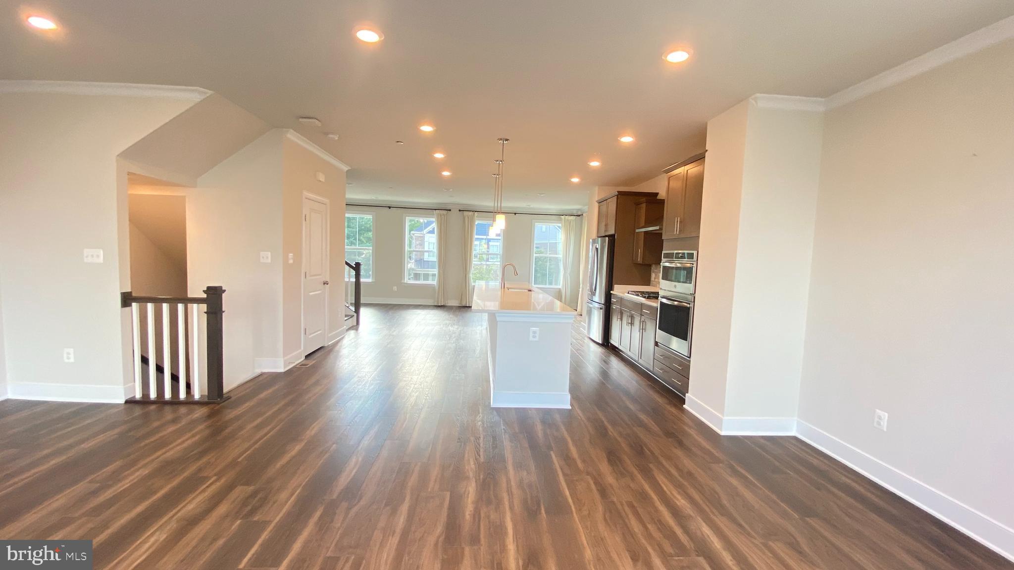 QUINCE ORCHARD - Residential