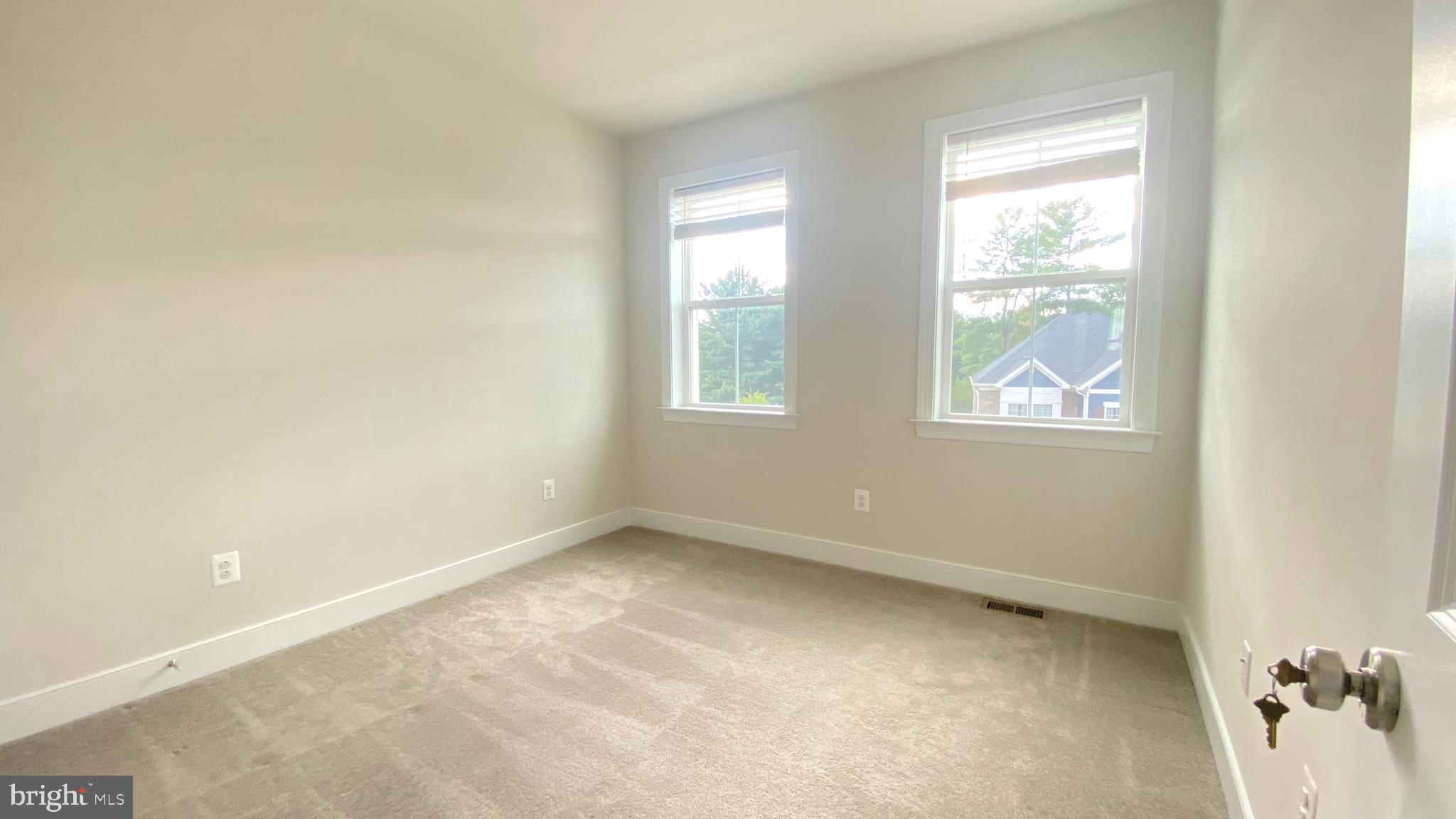 QUINCE ORCHARD - Residential