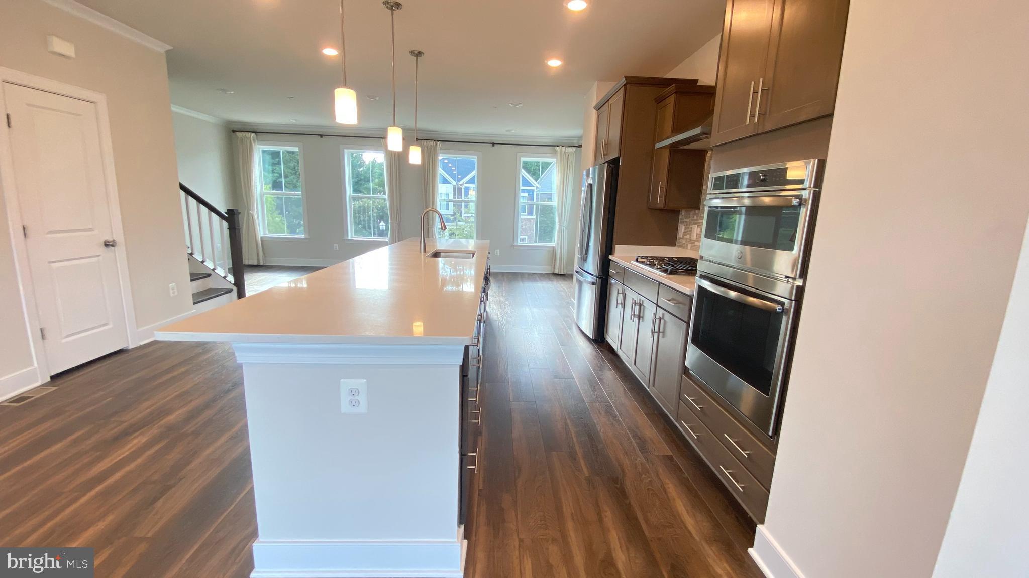 QUINCE ORCHARD - Residential