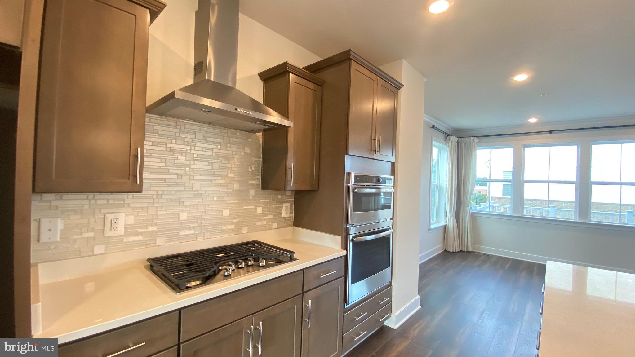 QUINCE ORCHARD - Residential