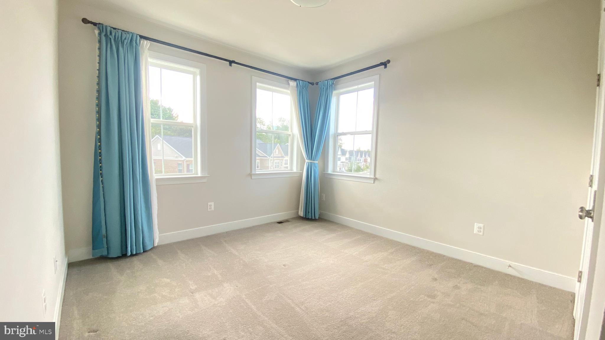 QUINCE ORCHARD - Residential