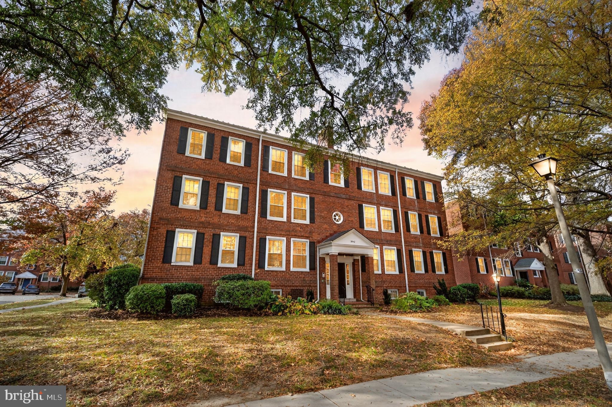 2942 S COLUMBUS STREET A2