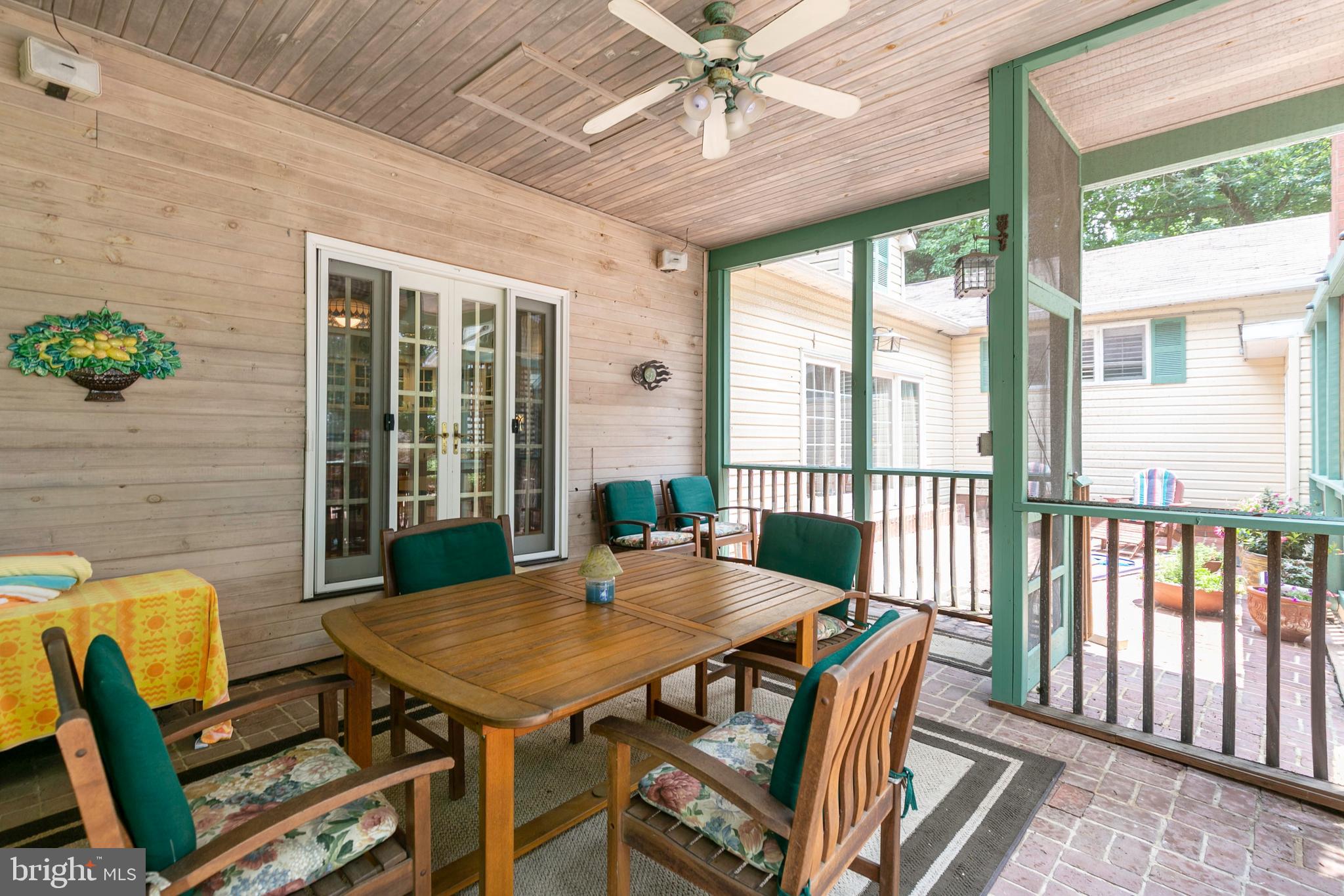 PINES ON THE SEVERN - Residential