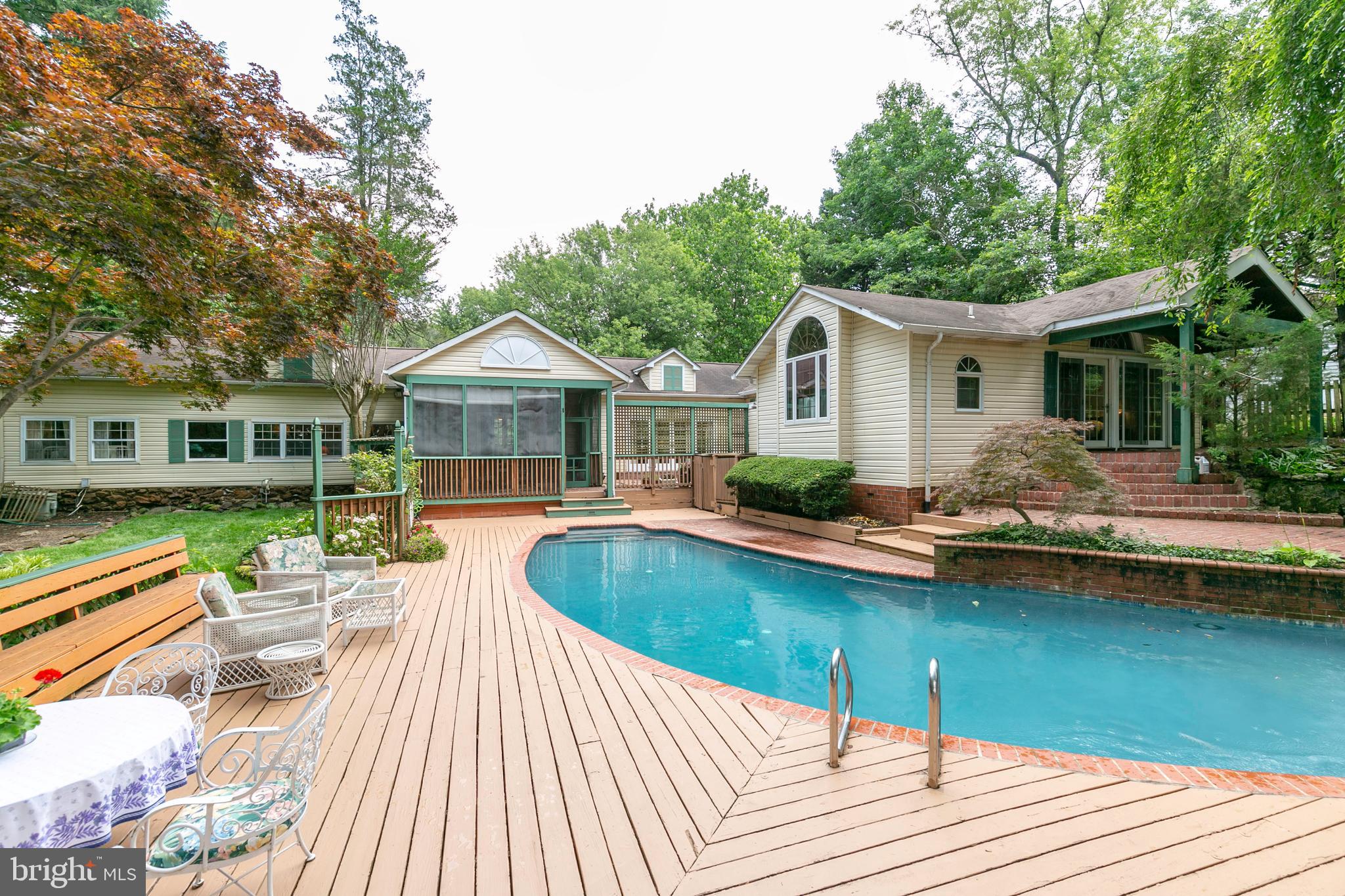 PINES ON THE SEVERN - Residential