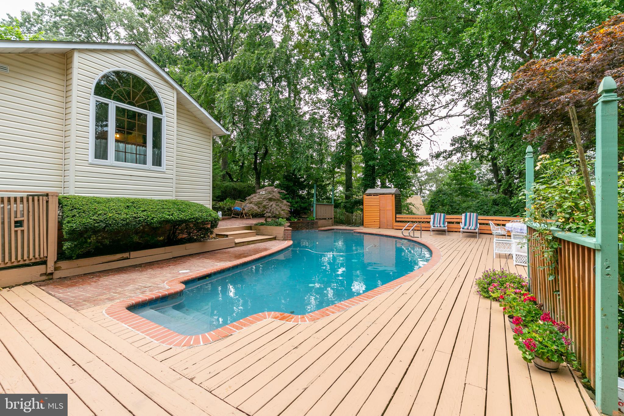 PINES ON THE SEVERN - Residential