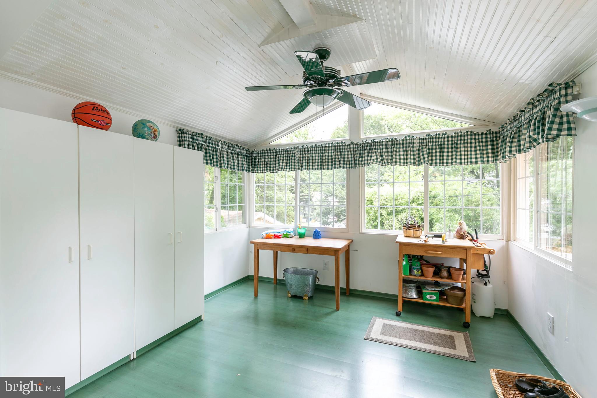 PINES ON THE SEVERN - Residential