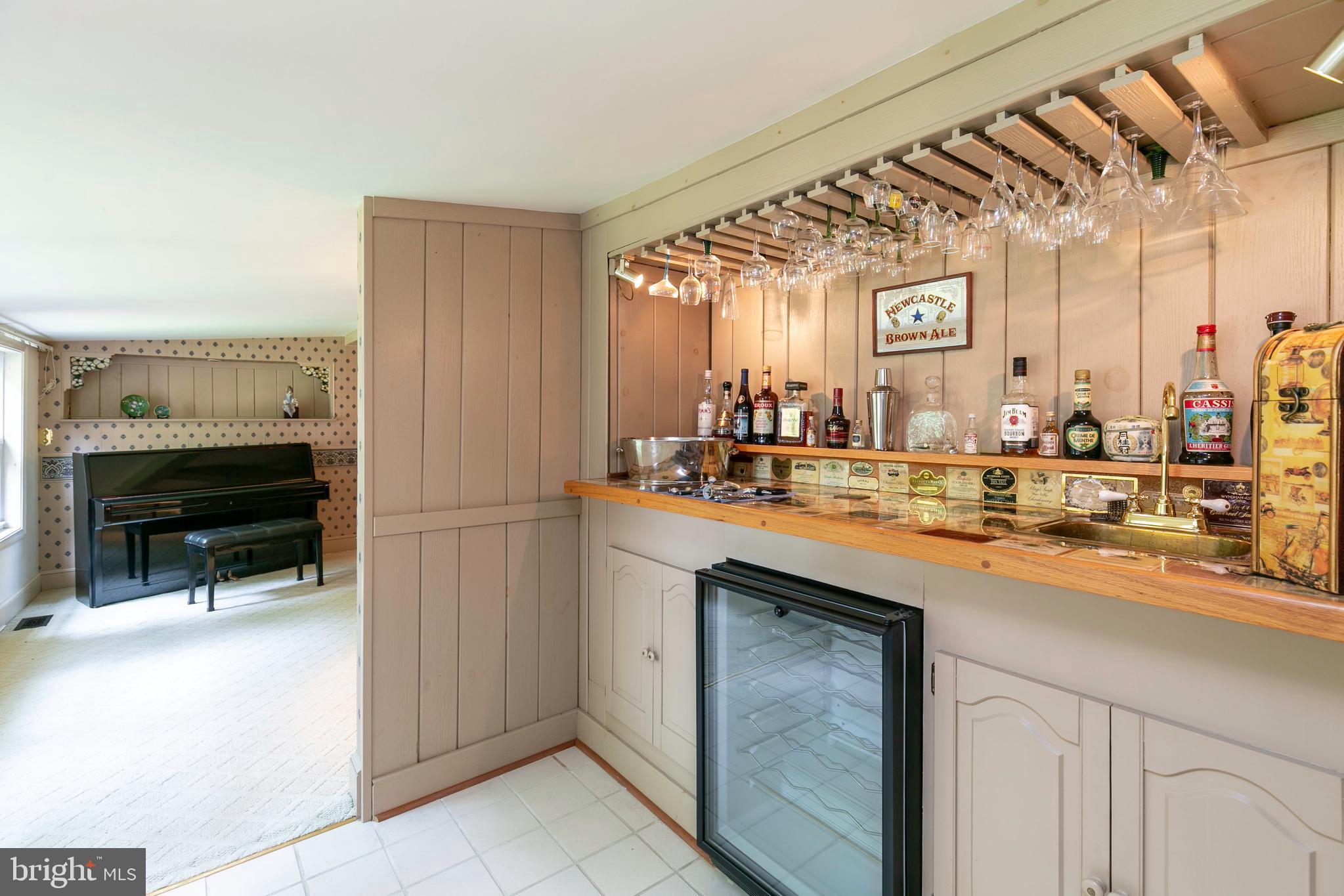 PINES ON THE SEVERN - Residential