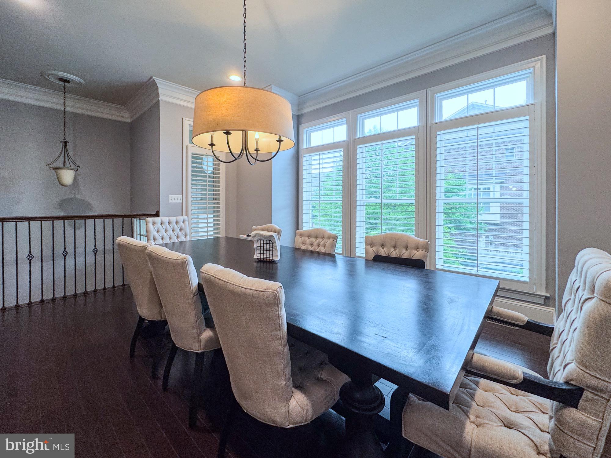 STOCKWELL MANOR - Residential Lease