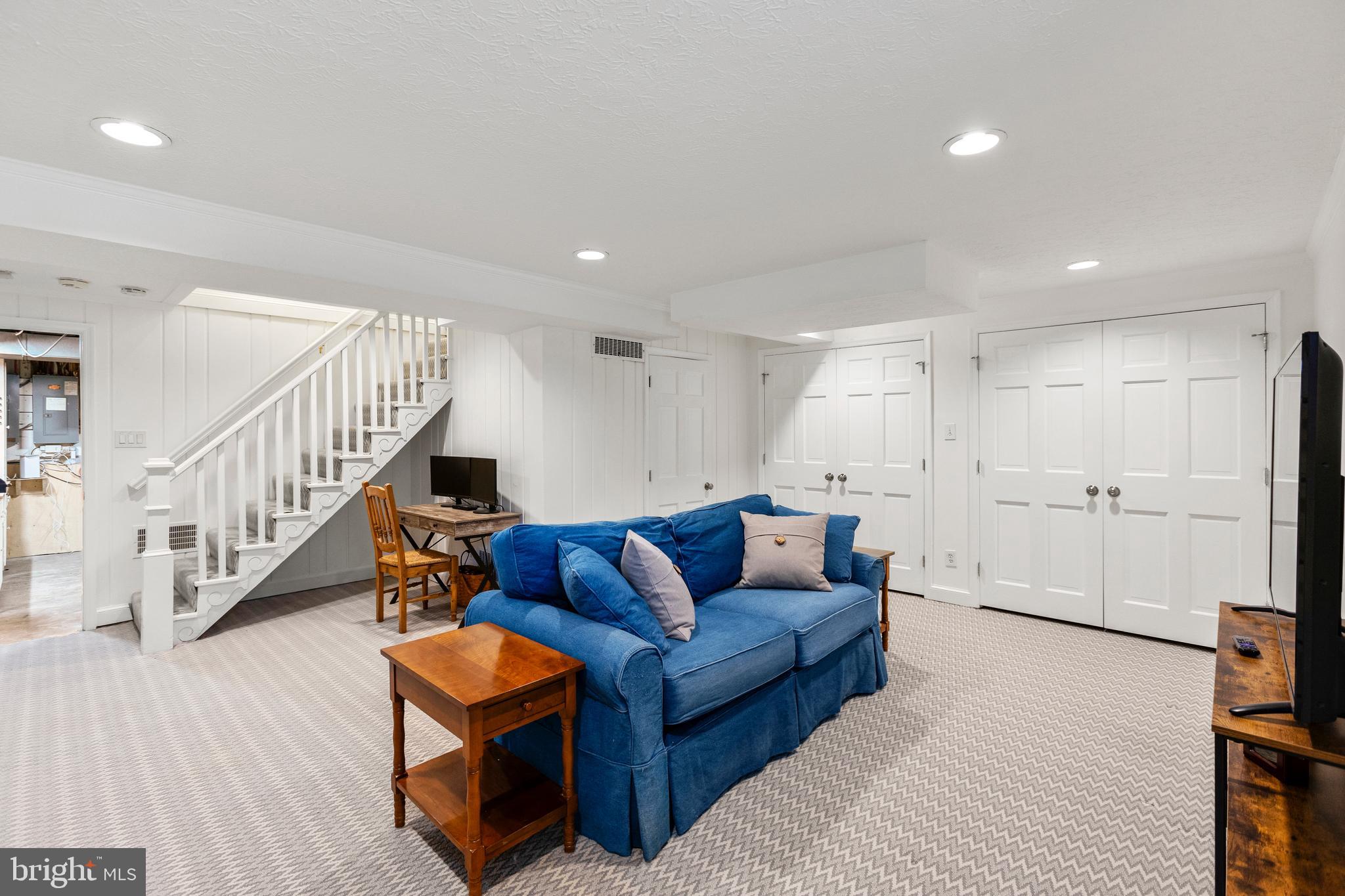 ROLLINGWOOD - Residential