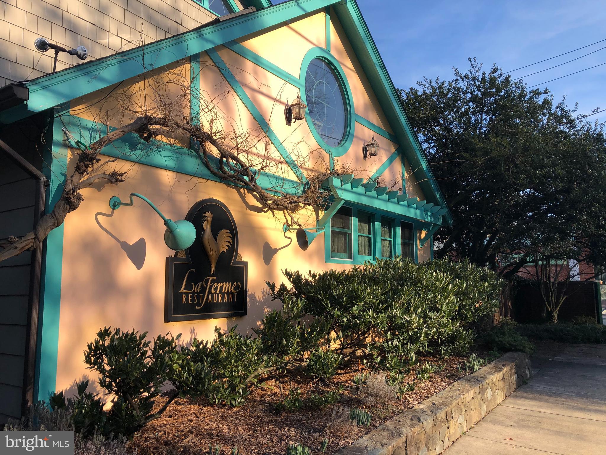 ROLLINGWOOD - Residential