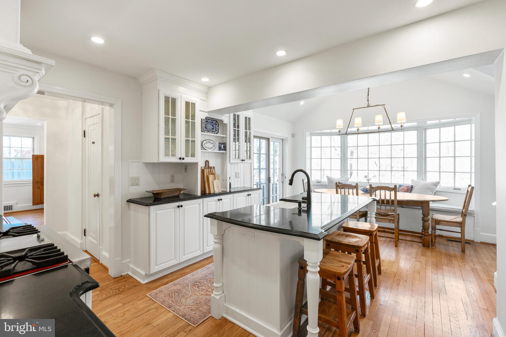 ROLLINGWOOD - Residential