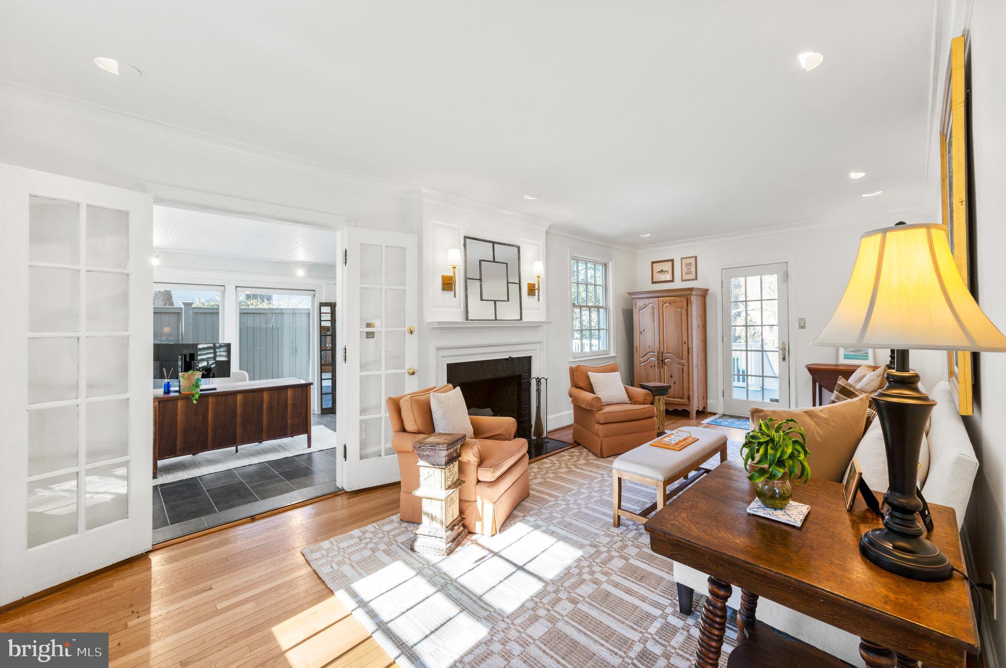 ROLLINGWOOD - Residential