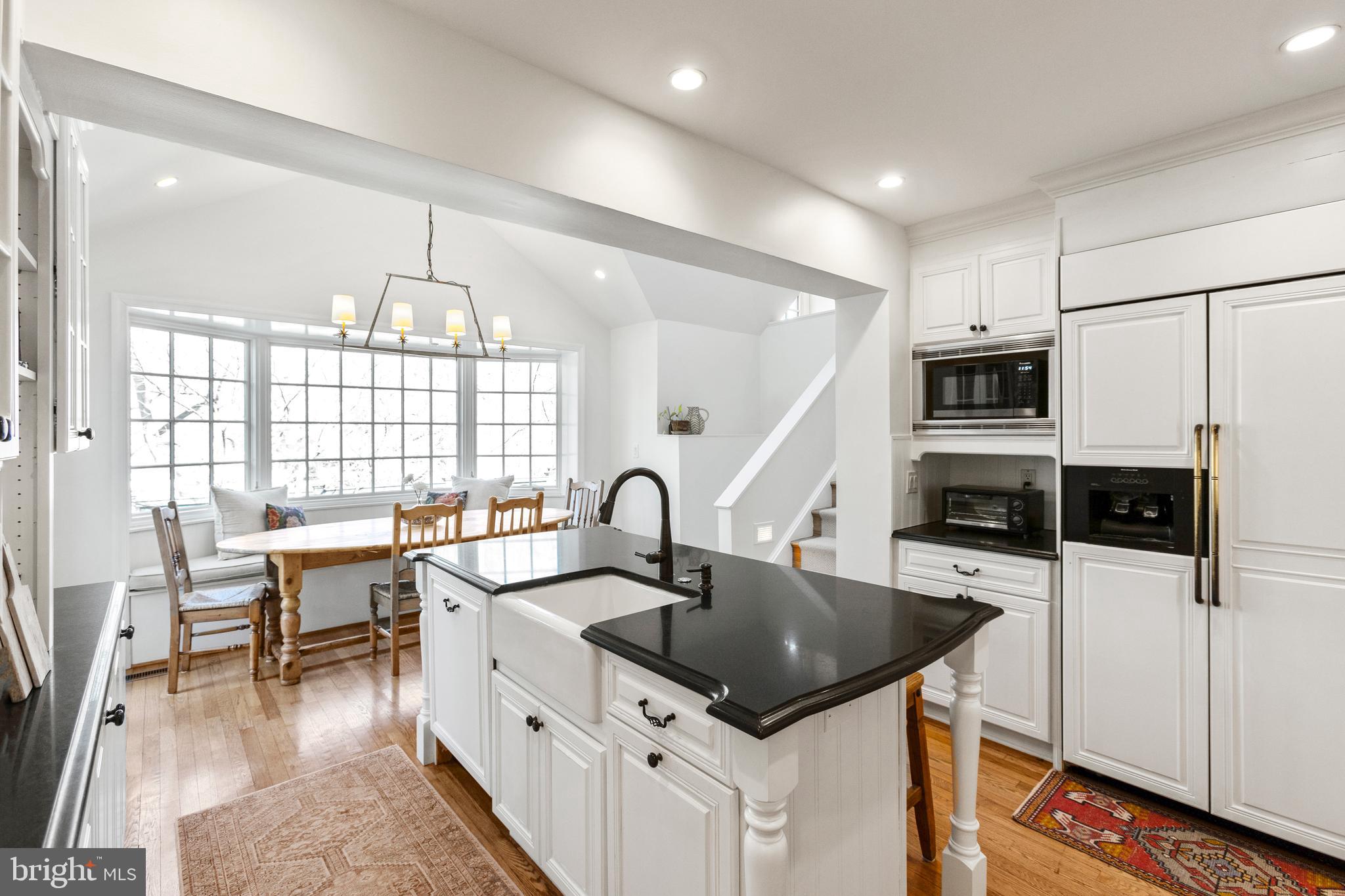 ROLLINGWOOD - Residential